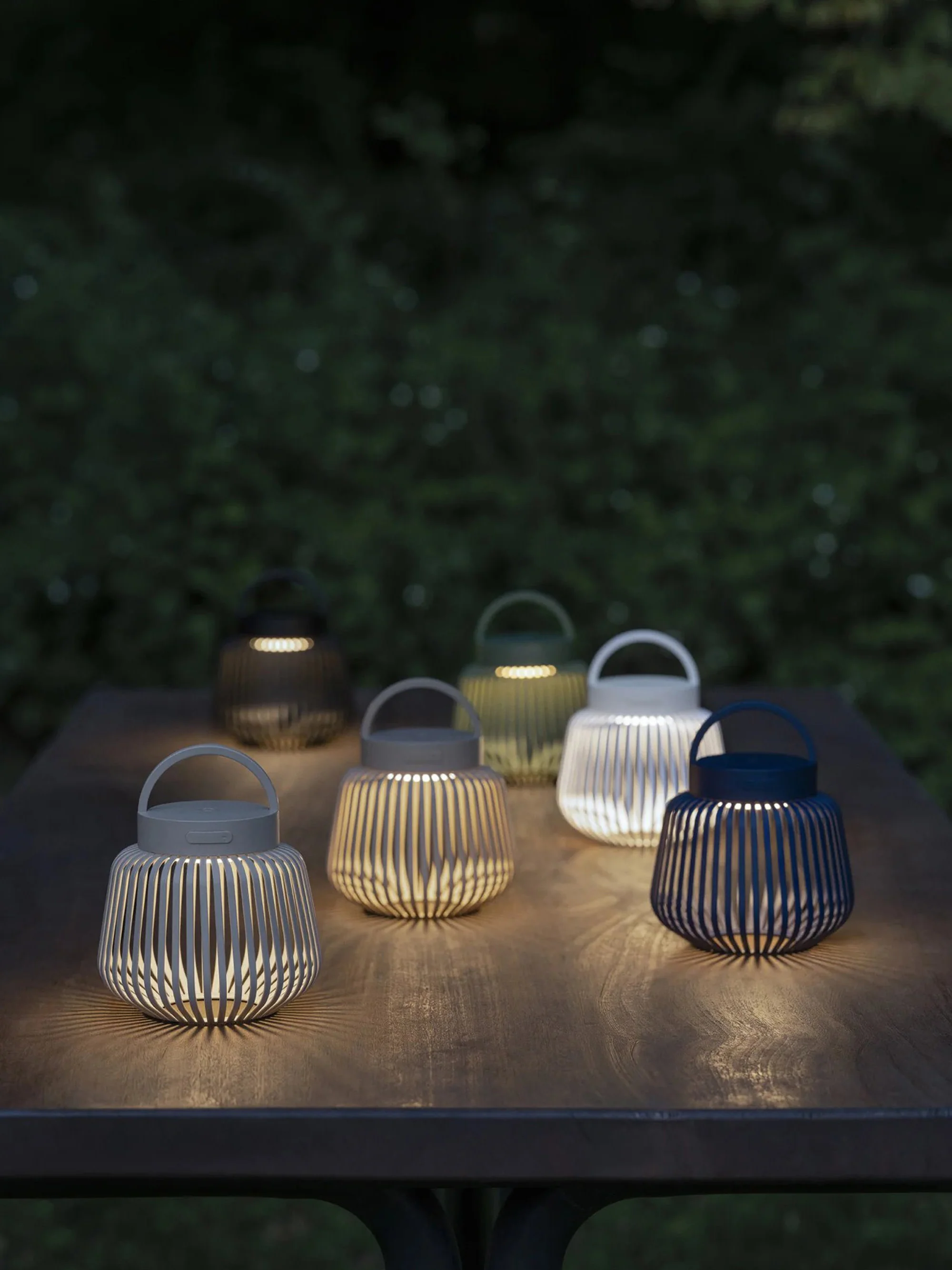 Draagbare outdoor LED-tafellamp Lito, H 12 cm