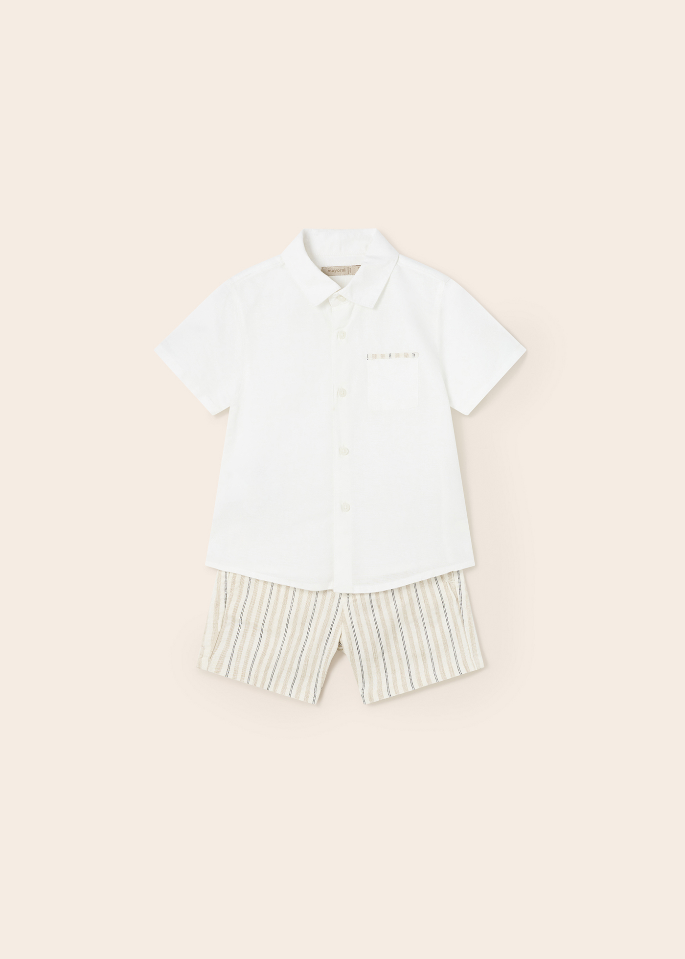 Conjunto de duas peças de bermuda e camisa de linho para bebê
