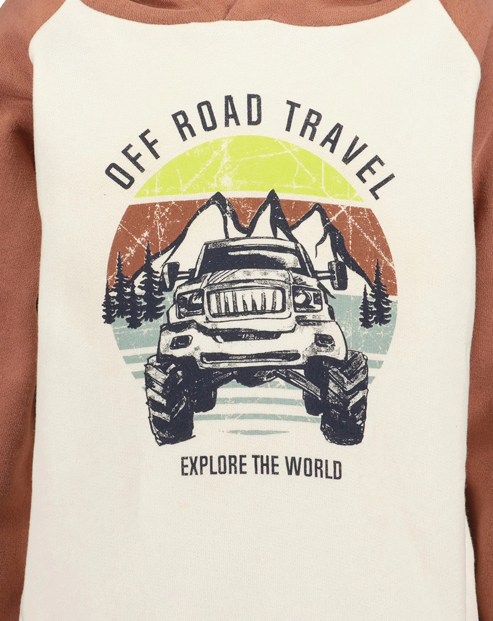 Kapuzensweatshirt TRAVEL AND EXPLORE in offwhite