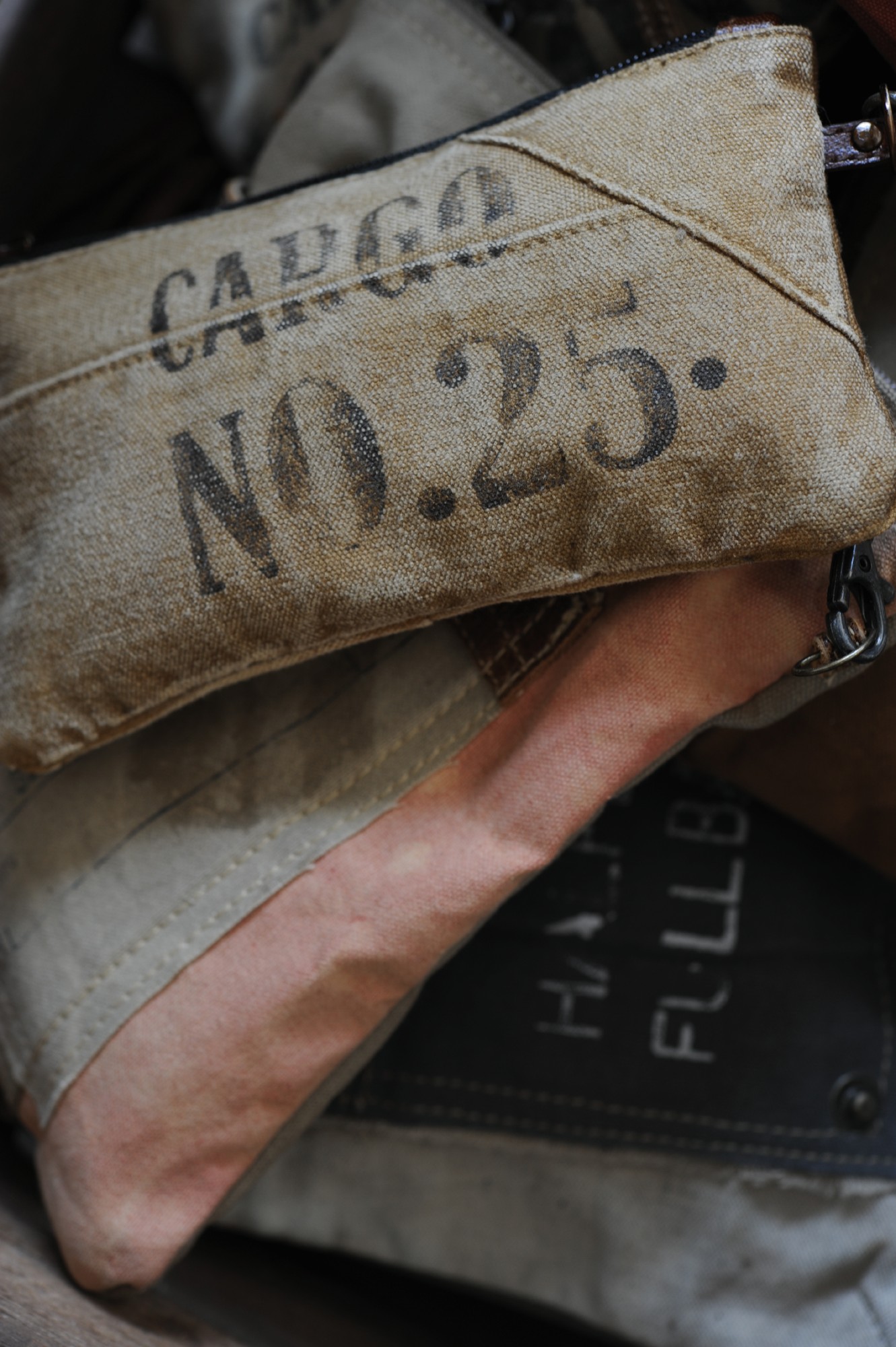 Etui 'Cargo', beige, B 20 cm, H 12 cm günstig bestellen
