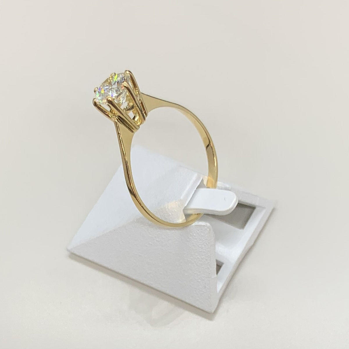 Solitaire d'occasion or 750 jaune diamant  1 carat