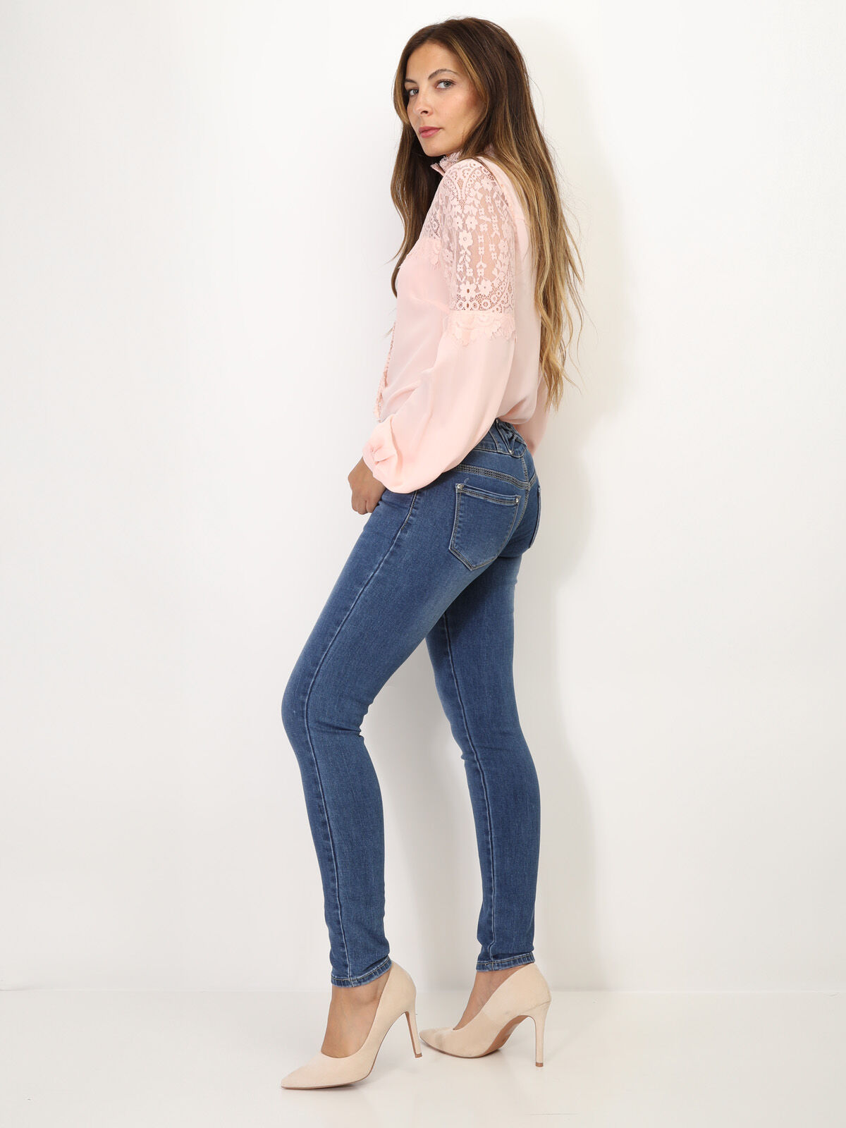 Jeans skinny avec un noeud à l'arrière- Bleu