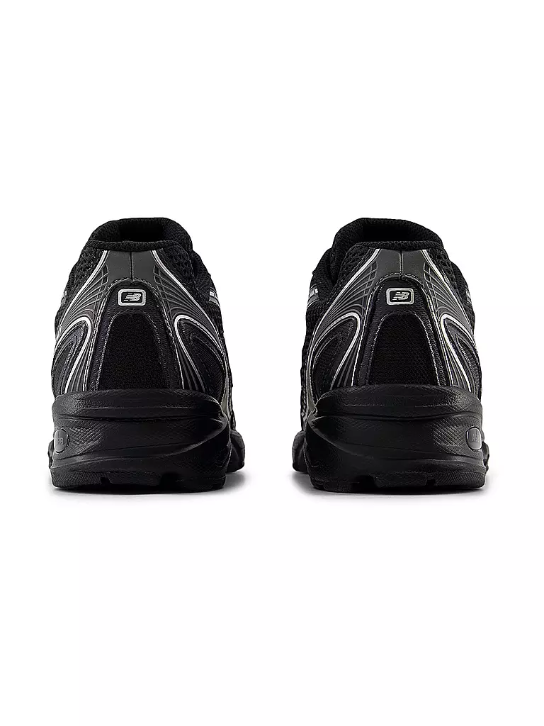 NEW BALANCE Sneaker 740 schwarz
