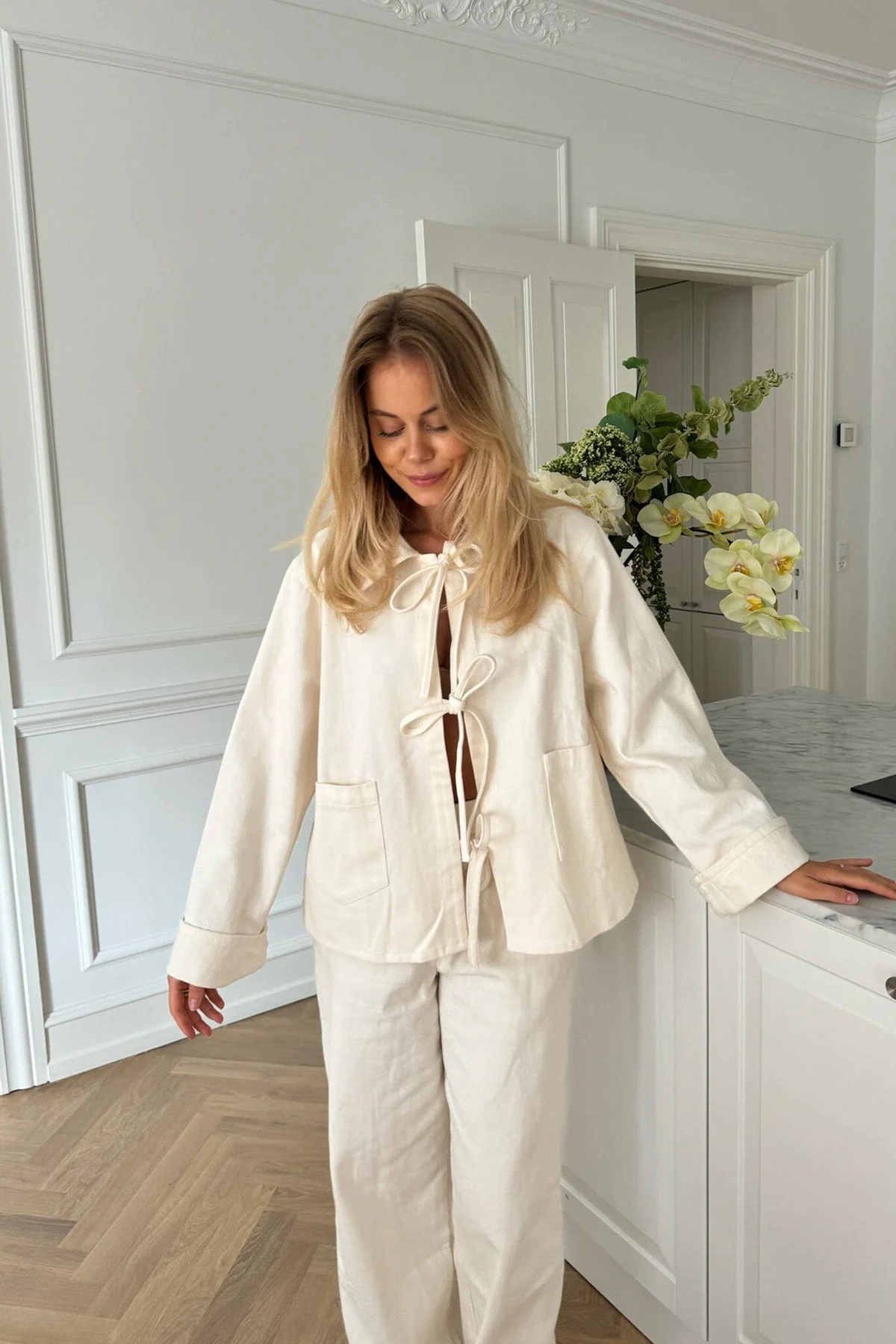BYIC Karlaic Tie Top ow off white