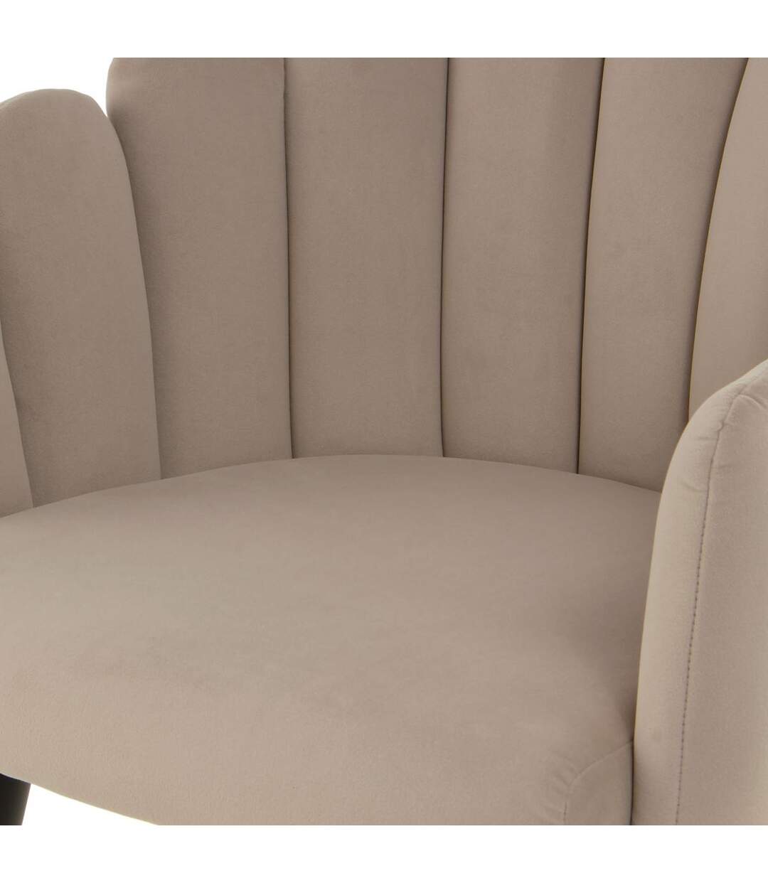 Fauteuil ALE en polyester doux et soyeux fait main BSCI