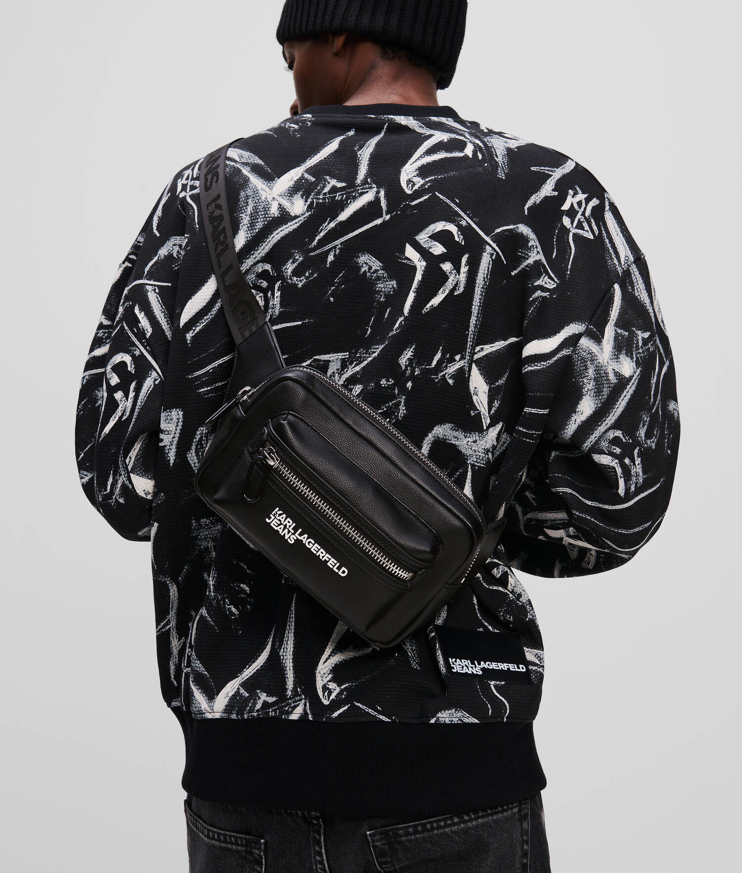 SAC BANANE EN SIMILI CUIR - Noir
