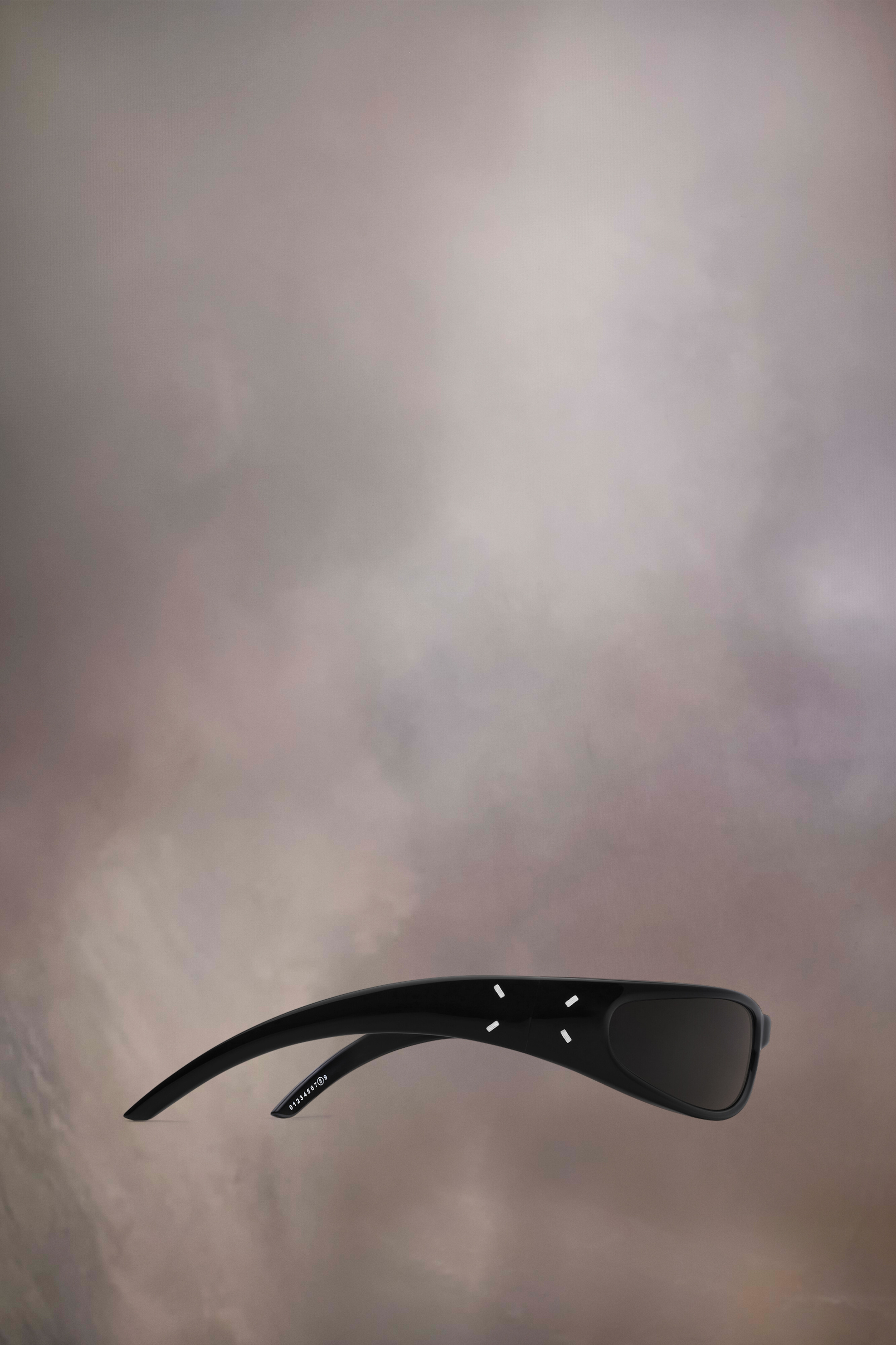 Lunettes de soleil cyber noires x Gentle Monster​