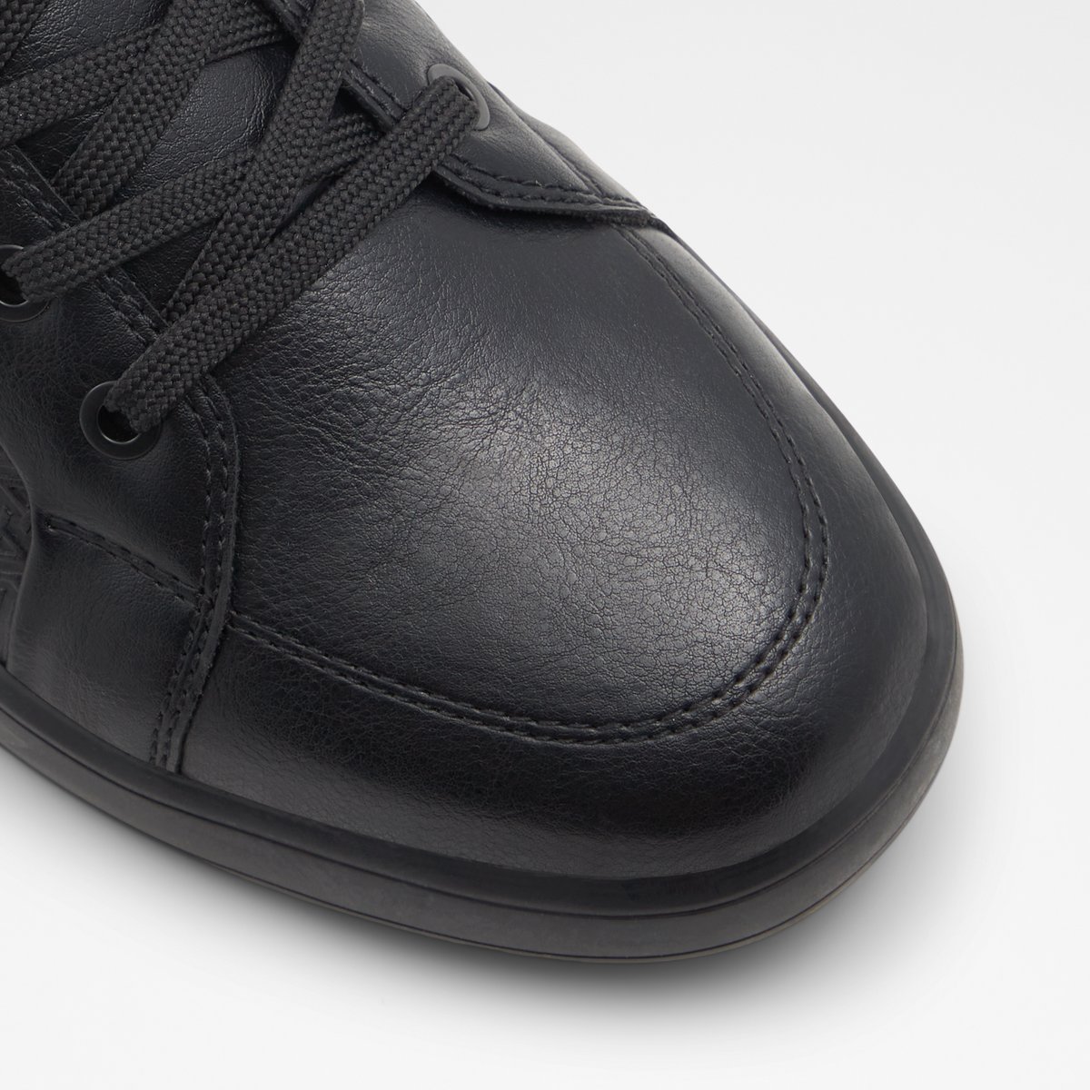 Brauerr Black Synthetic Embossed Men High top