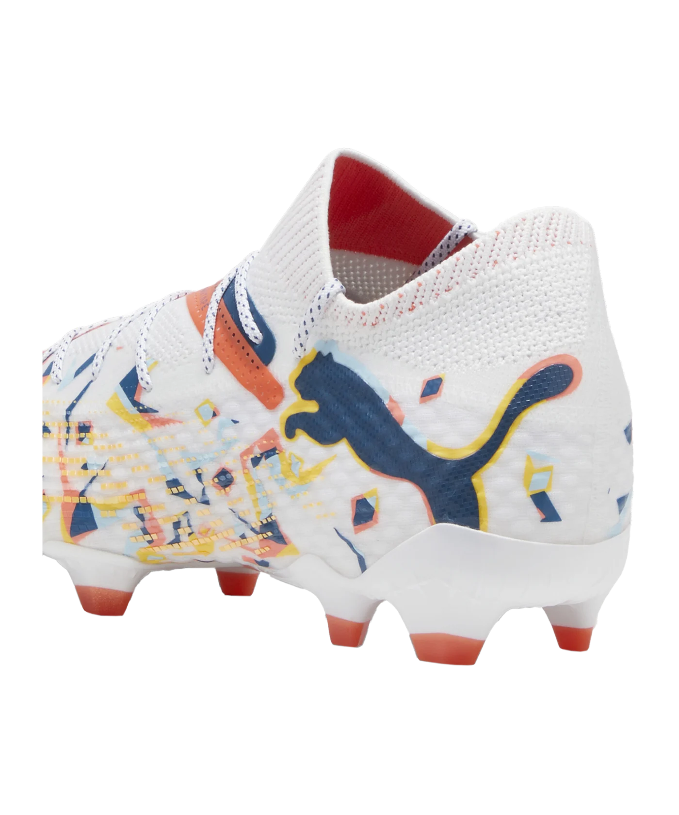 PUMA FUTURE 7 Ultimate Creativity FG/AG Weiss F01
