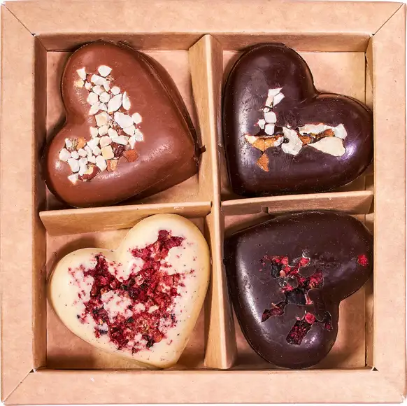 Kleine chocoladeharten noten fruit mixdoos