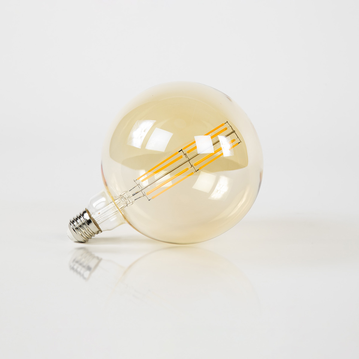 Lamp K - LED filament bol Ø15