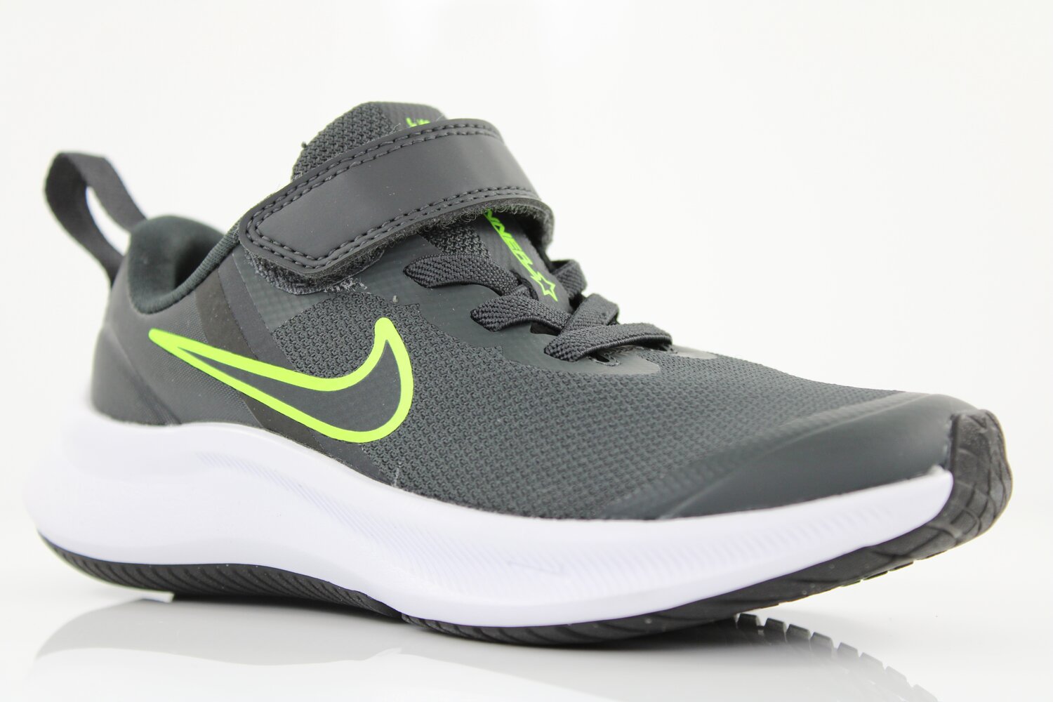 Nike Sneaker