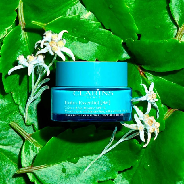 Hydra-Essentiel Crème Hydratante SPF15 CLARINS