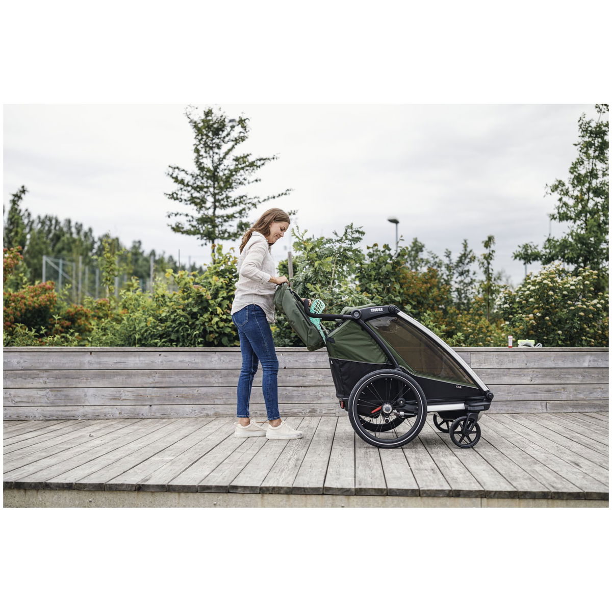 THULETHULE   Chariot CAB 2 black/dark slate