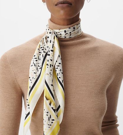 Lala Berlin T?rkl?de - Triangle Aina - Floral Leo Sunflower