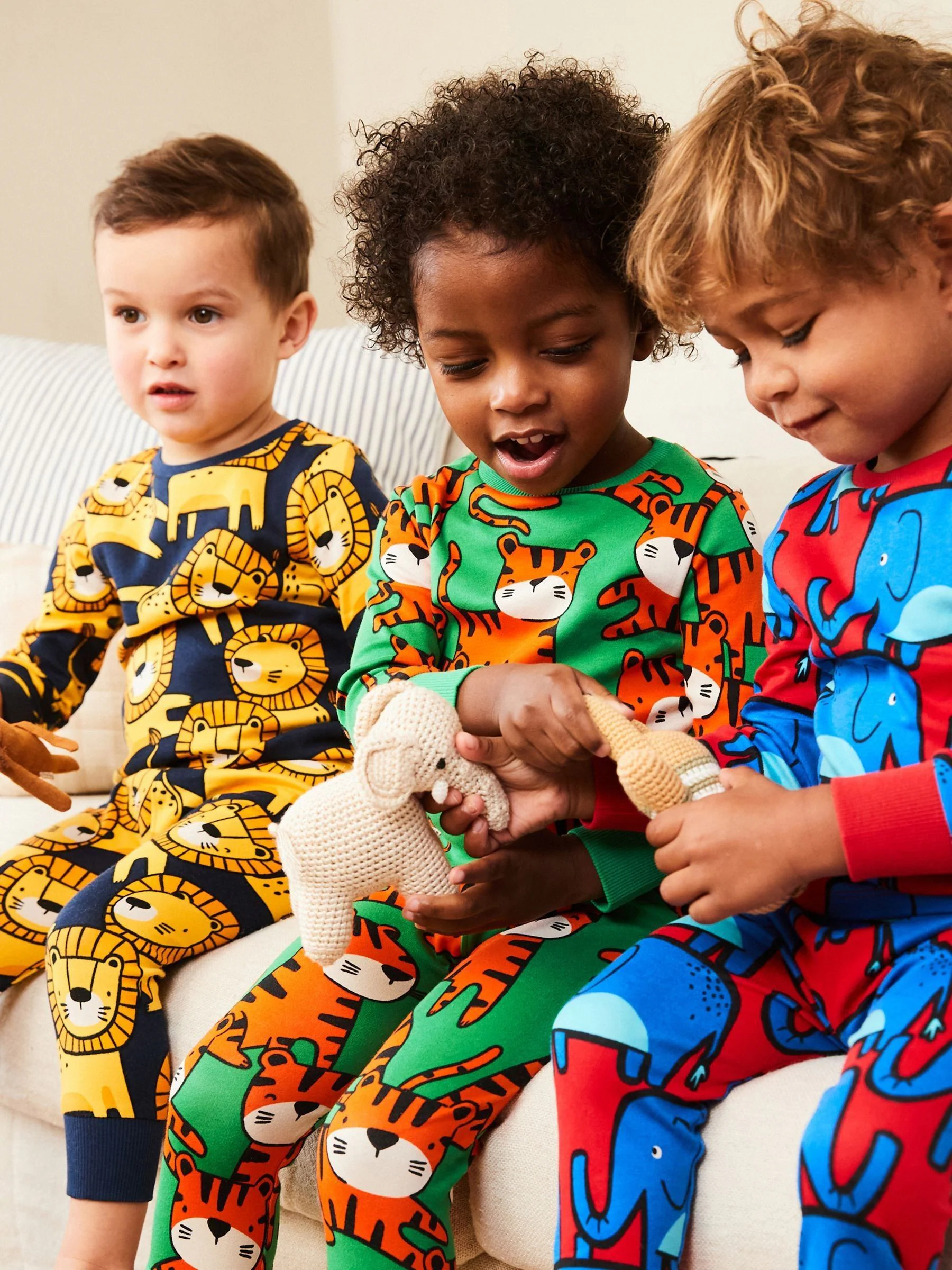 Vrolijk gekleurde dierenprint - Verpakking van 3 knusse pyjama's (9 mnd-8 jr)