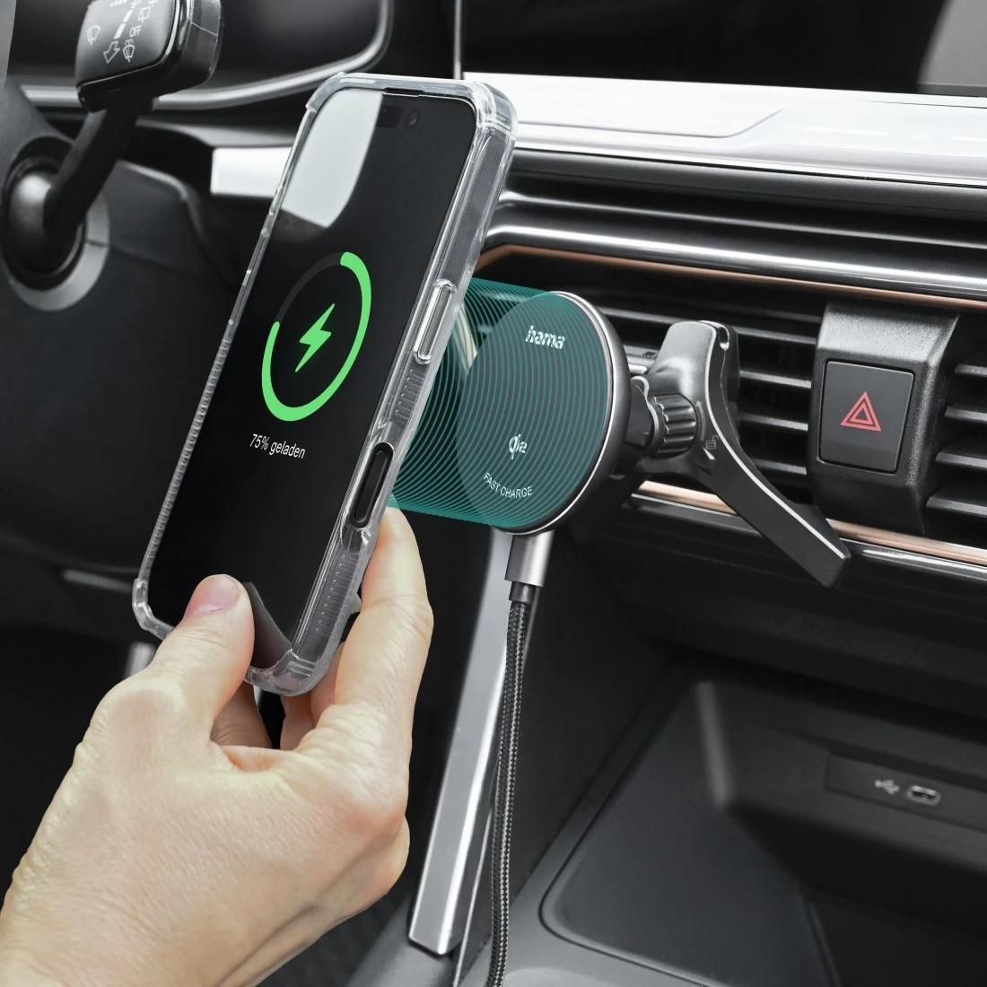 Hama - (15W) MagSafe Auto KFZ Halterung für Lüftungsgitter Qi2 Wireless Fast Charging Ladestation (00201736) - Schwarz