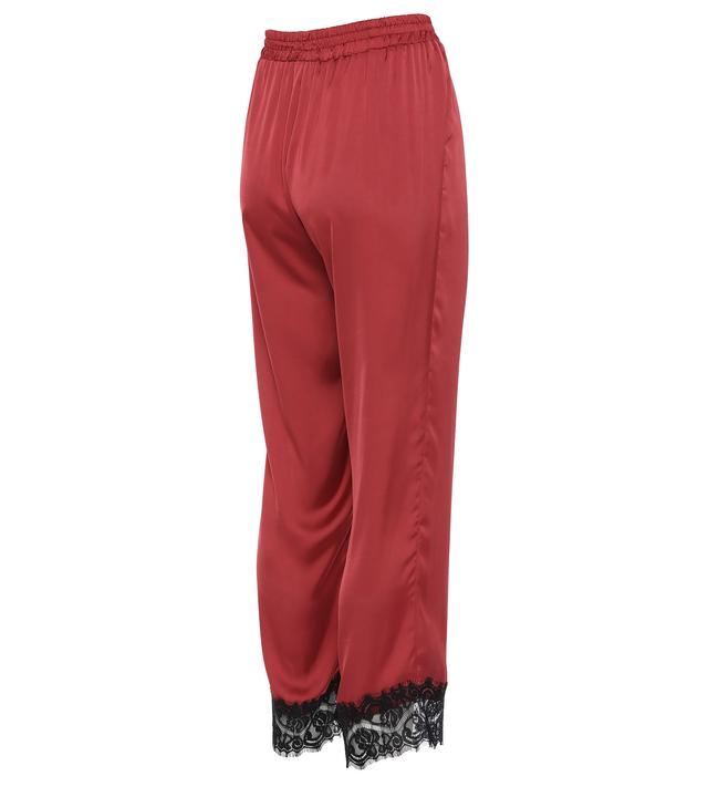 Edelpyjama-Set mit Spitze