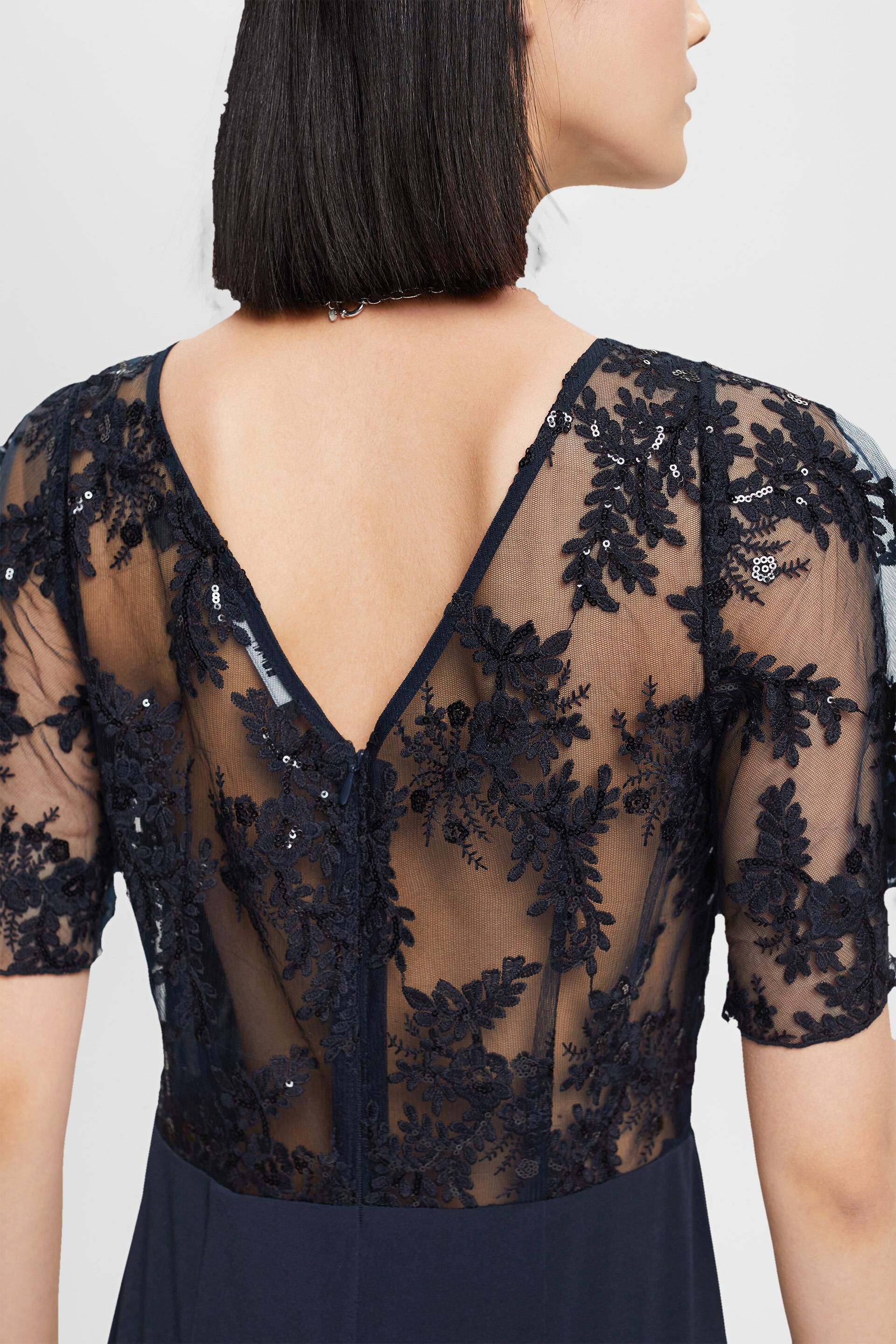 Combinaison en jersey à broderie florale sur le haut