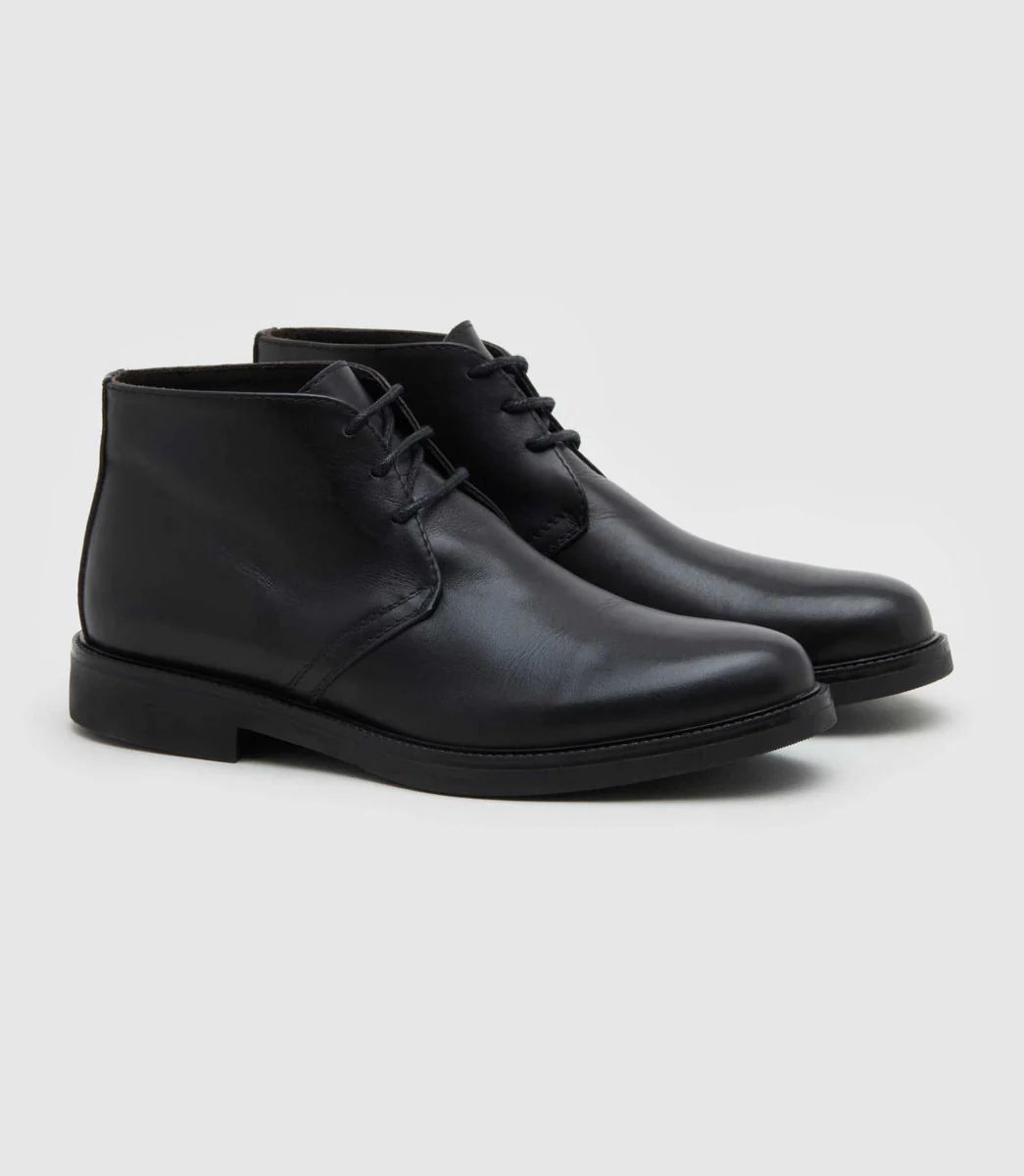 Bottines à lacets en cuir noir 