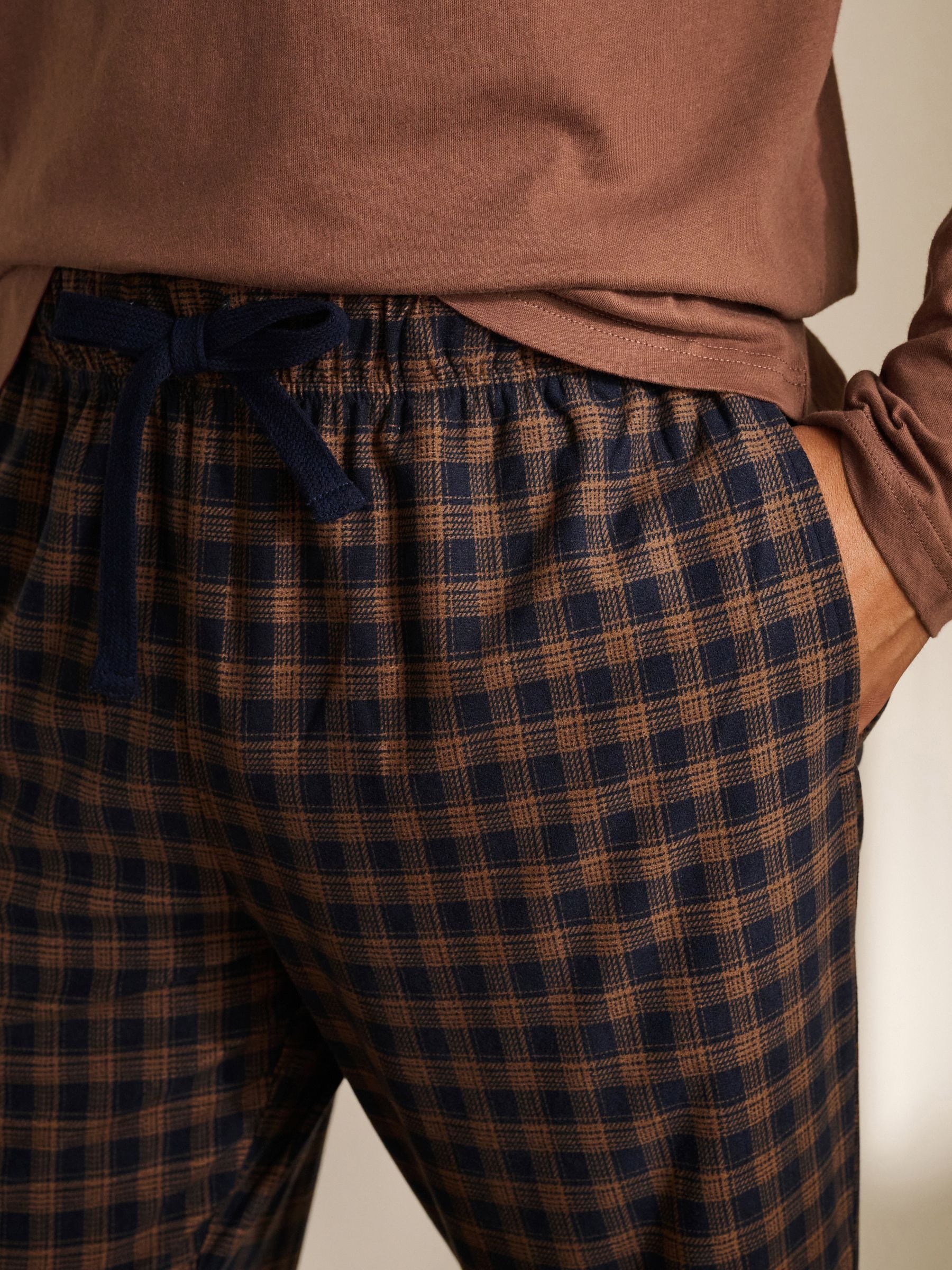 Roestbruin/marineblauw - Ruit Motionflex behaaglijke pyjama met lange mouwen en boorden