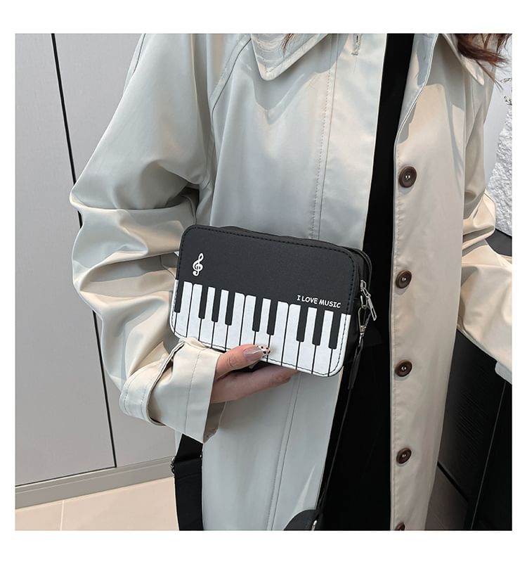 Kleevelind - Piano Print Crossbody Bag