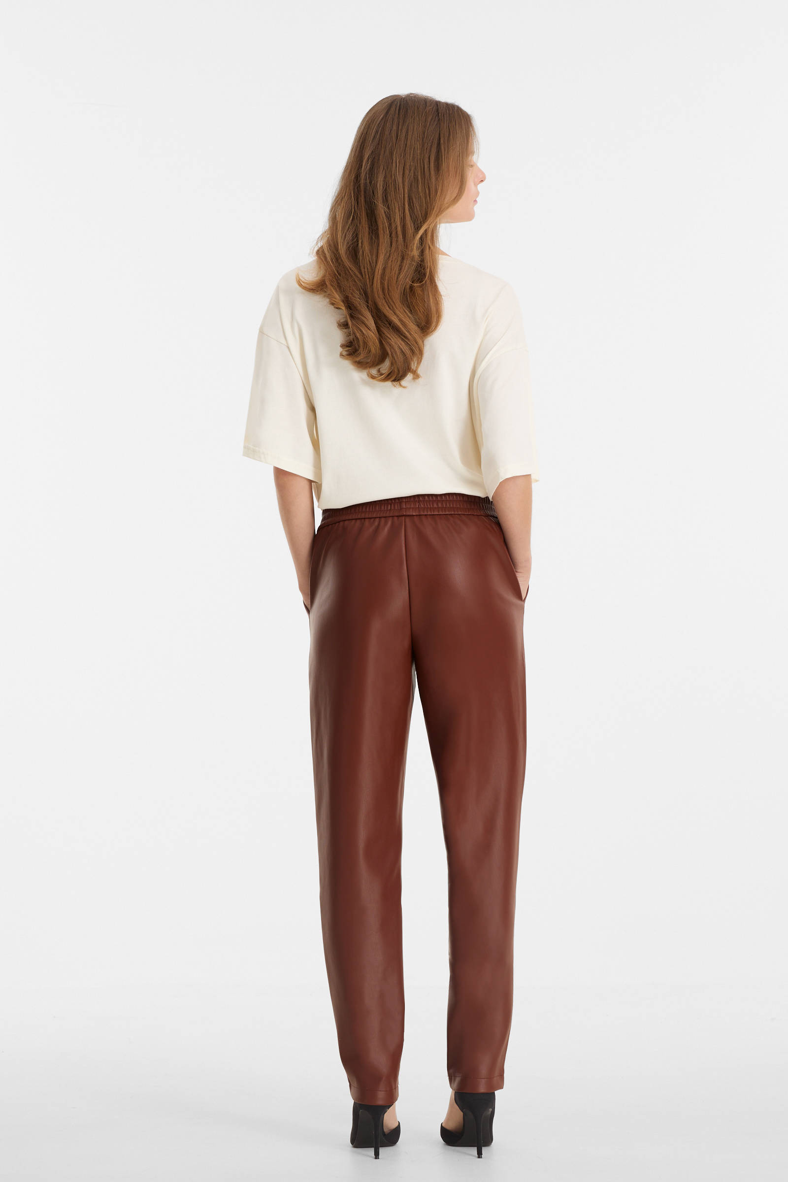 anytime PU jogger roodbruin
