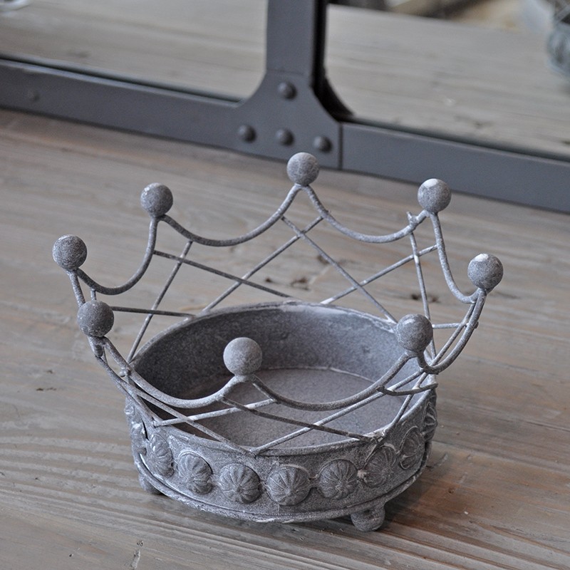 Petit cache pots fleurs couronne 10x16cm