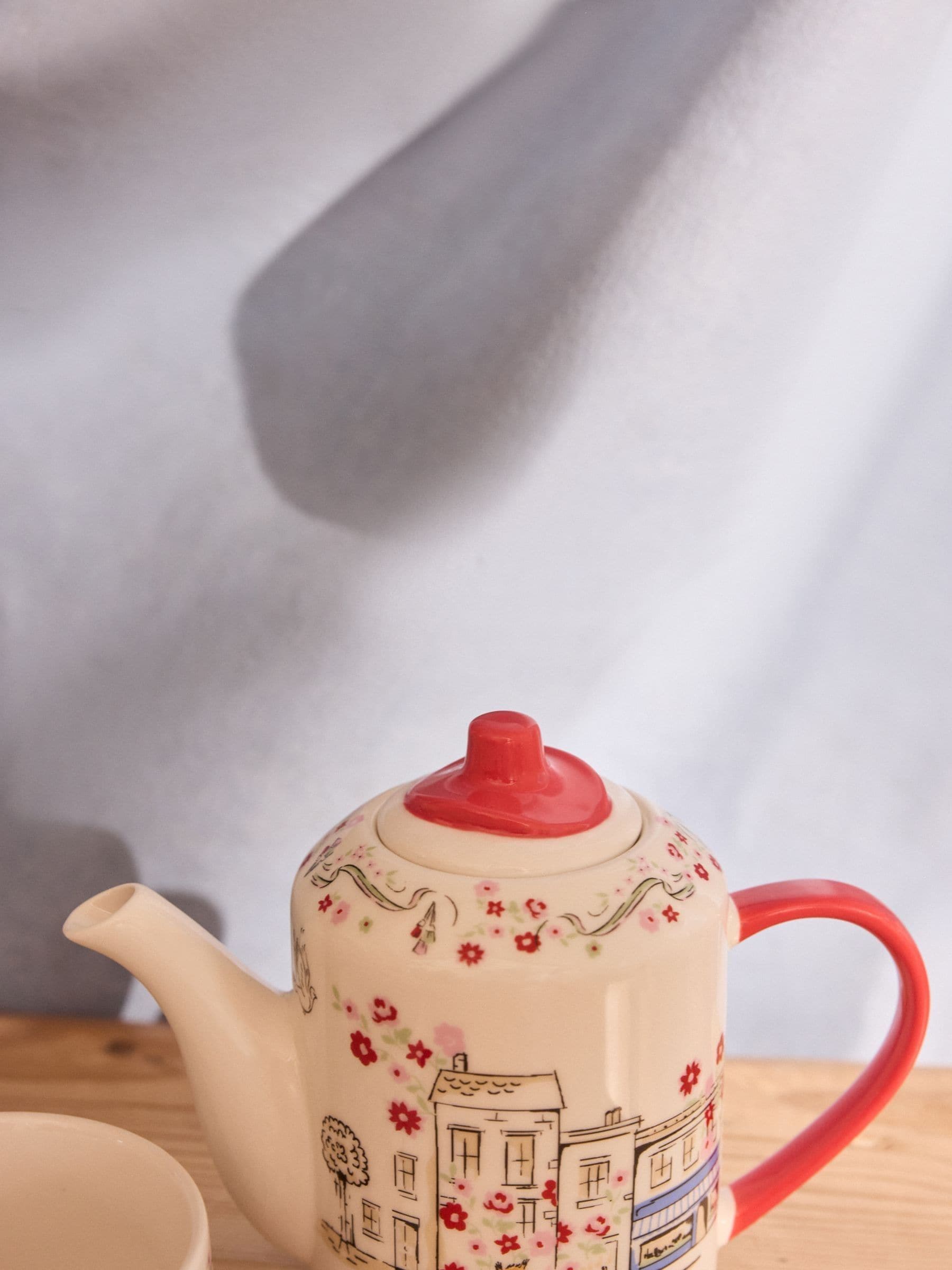 Cath Kidston Paddington Goes to Town Stapelbare thee voor 2