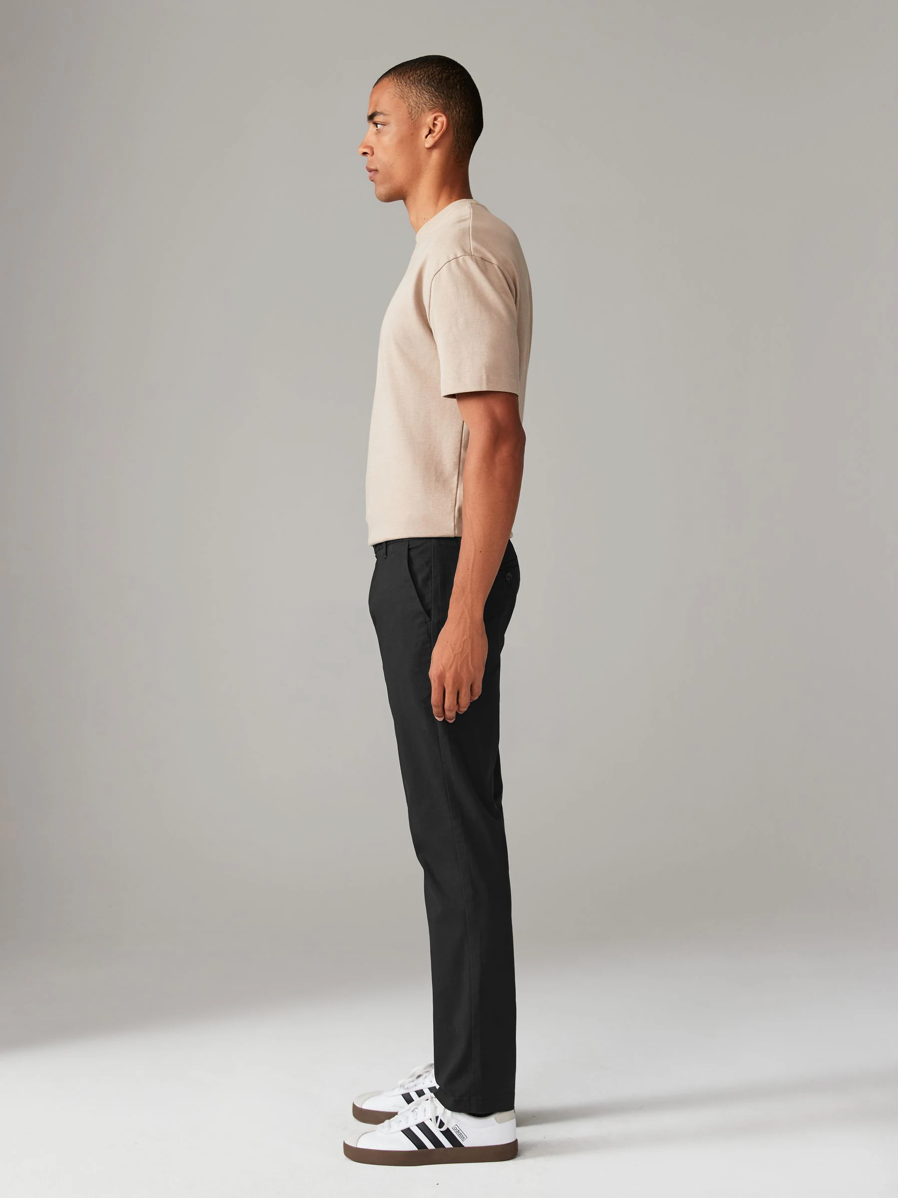 Zwart - Slim Fit - Zacht aanvoelende stretch-chino met print
