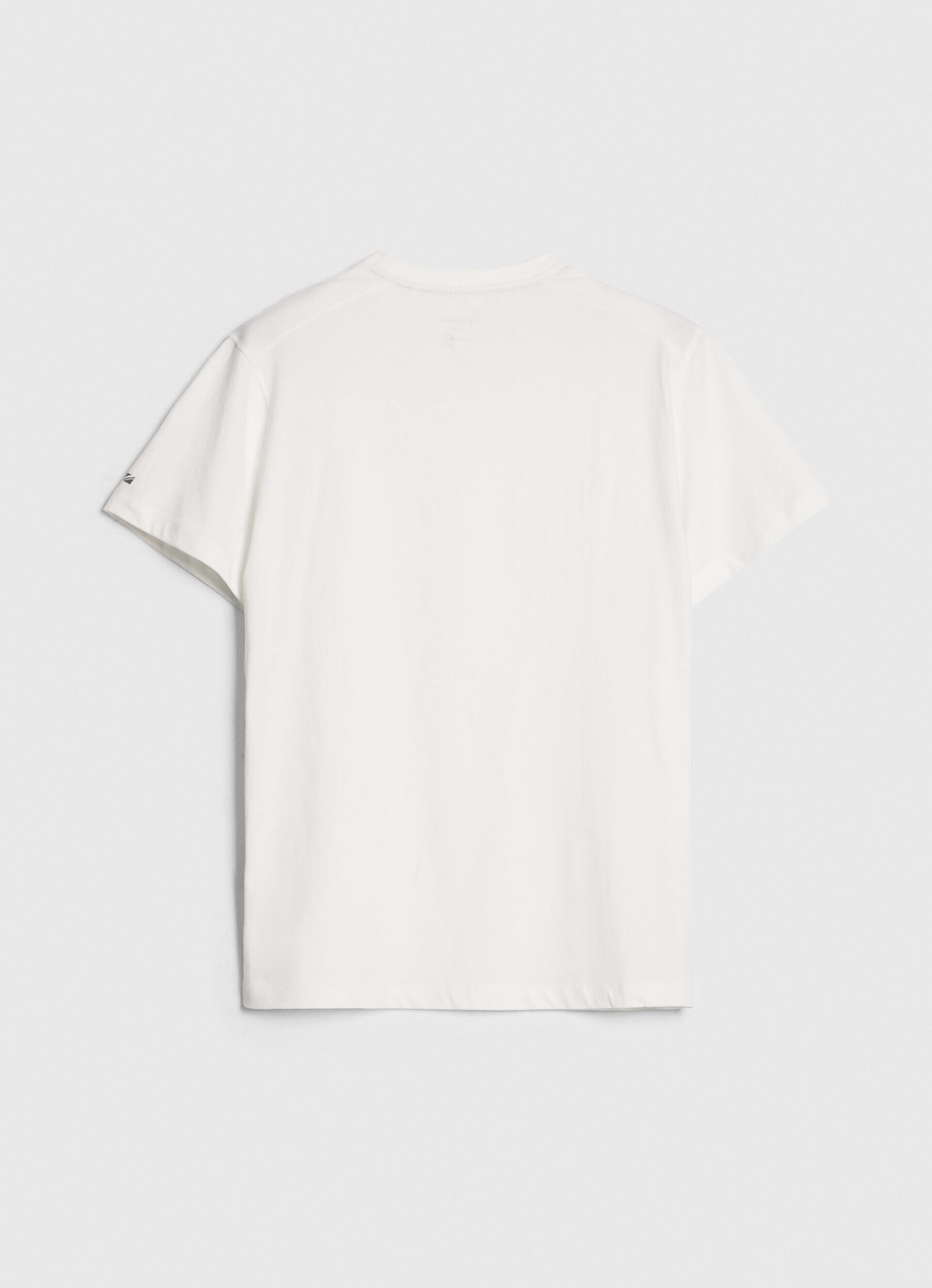 Camiseta de algodão lavada e tingida - branca