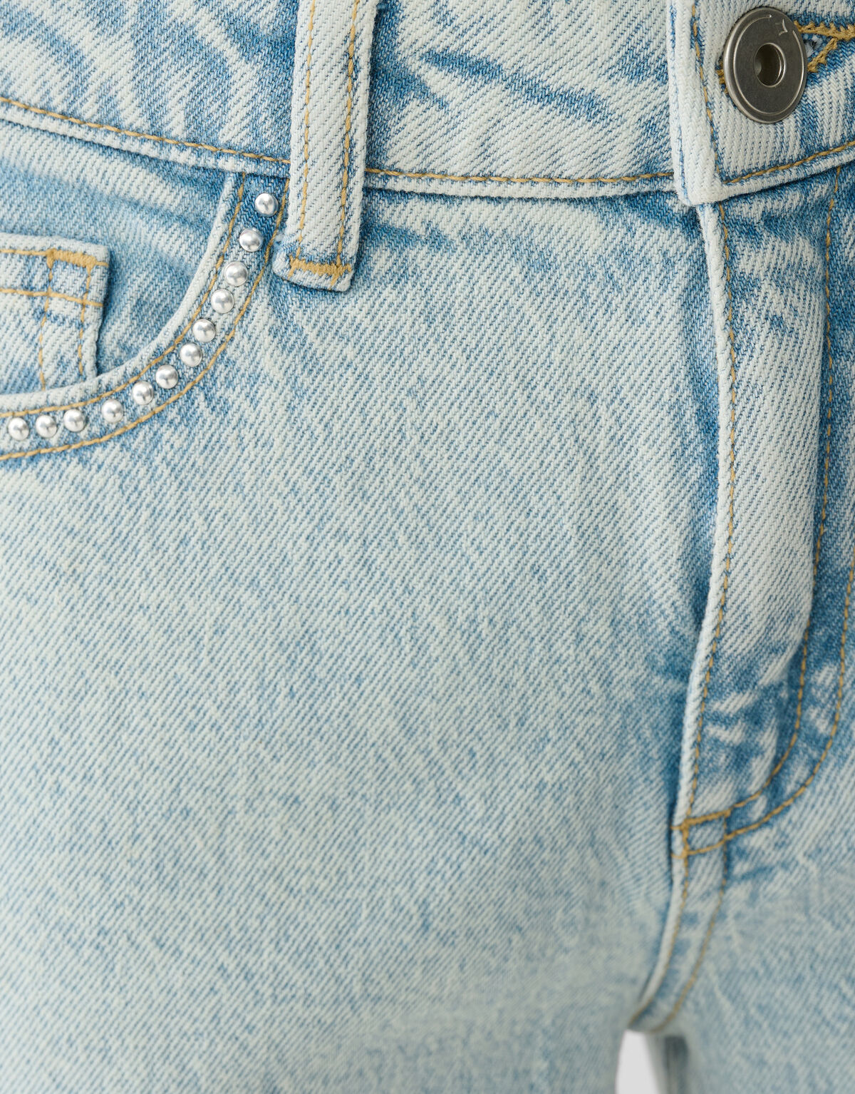 Studs Wide Leg Fit Jeans Bleached