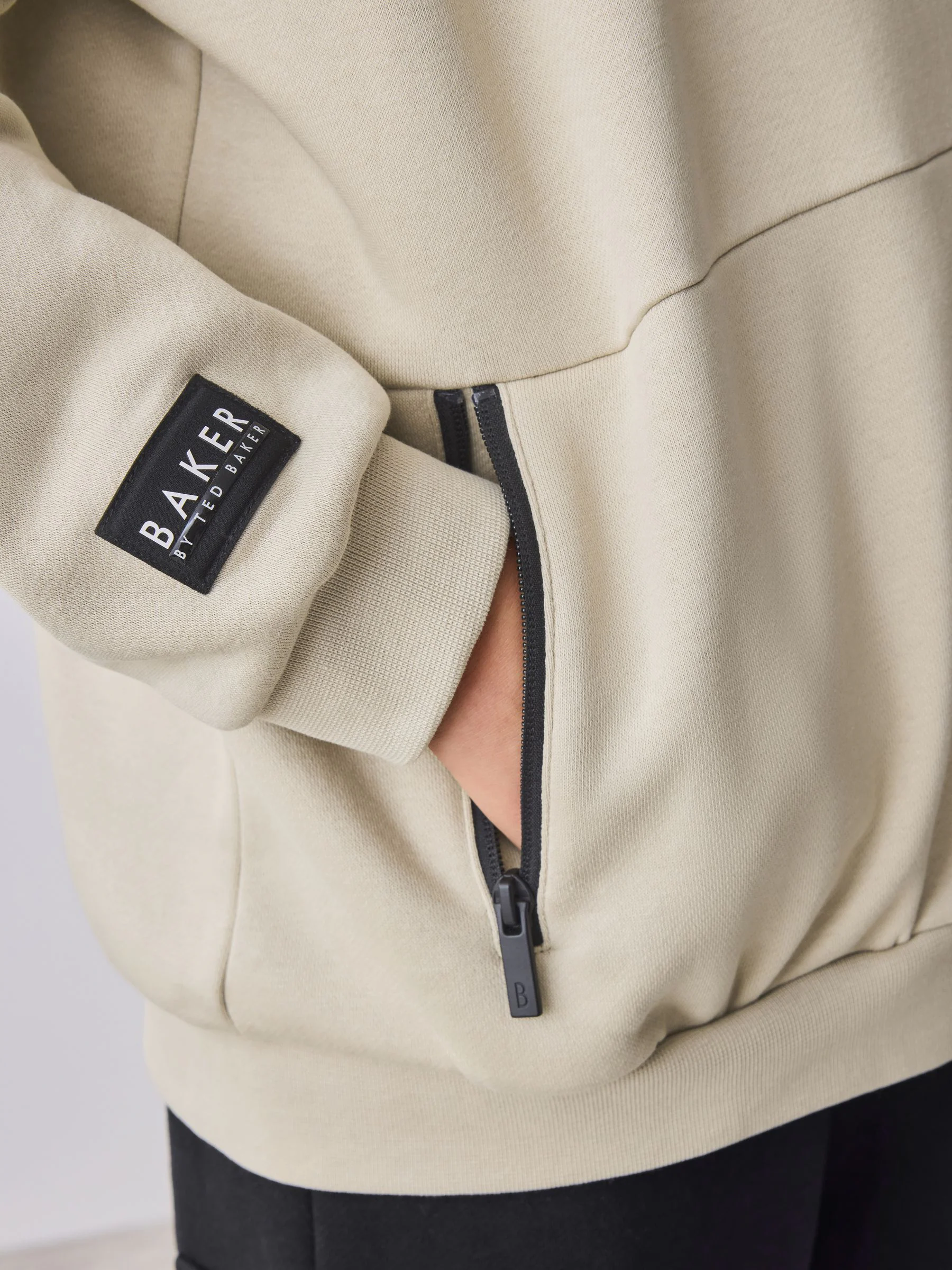 Pastelgeel - set van Baker by Ted Baker sweatshirt en cargojoggingbroek