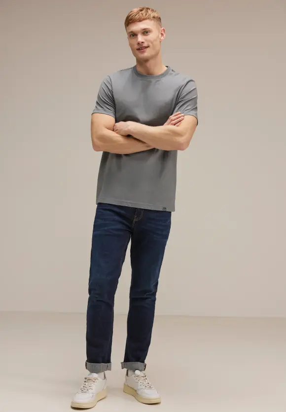 Basic T-Shirt in Unifarbe - light iron grey