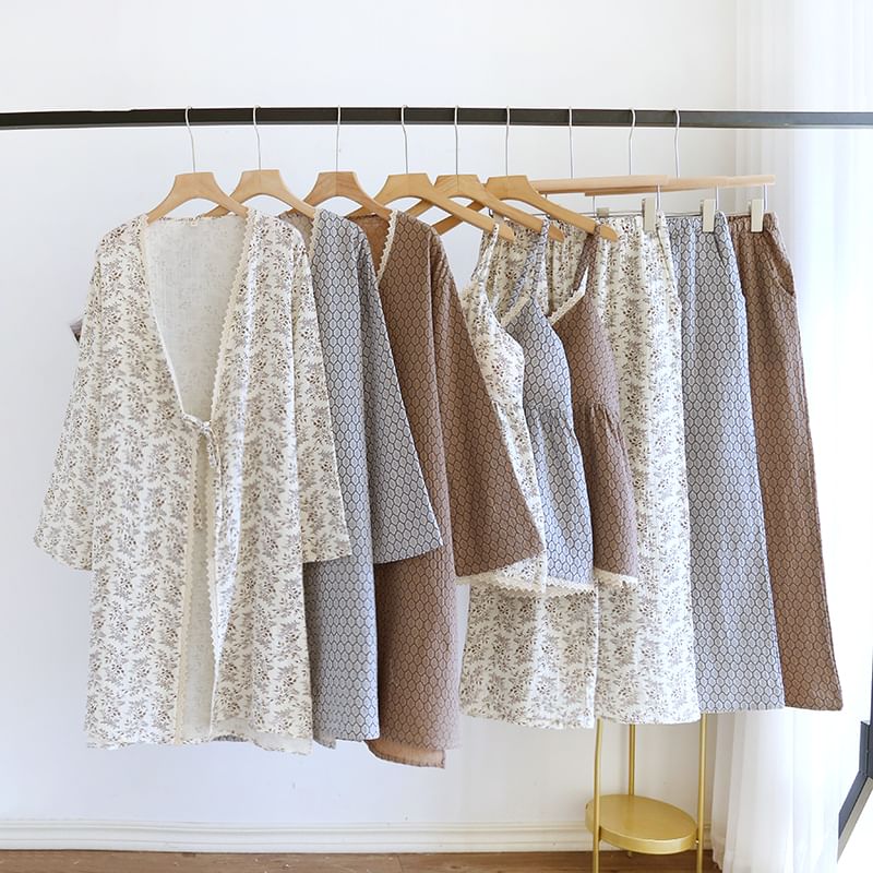 Finlies - Pyjamaset: Bedrukt camisole-topje + broek + kamerjas