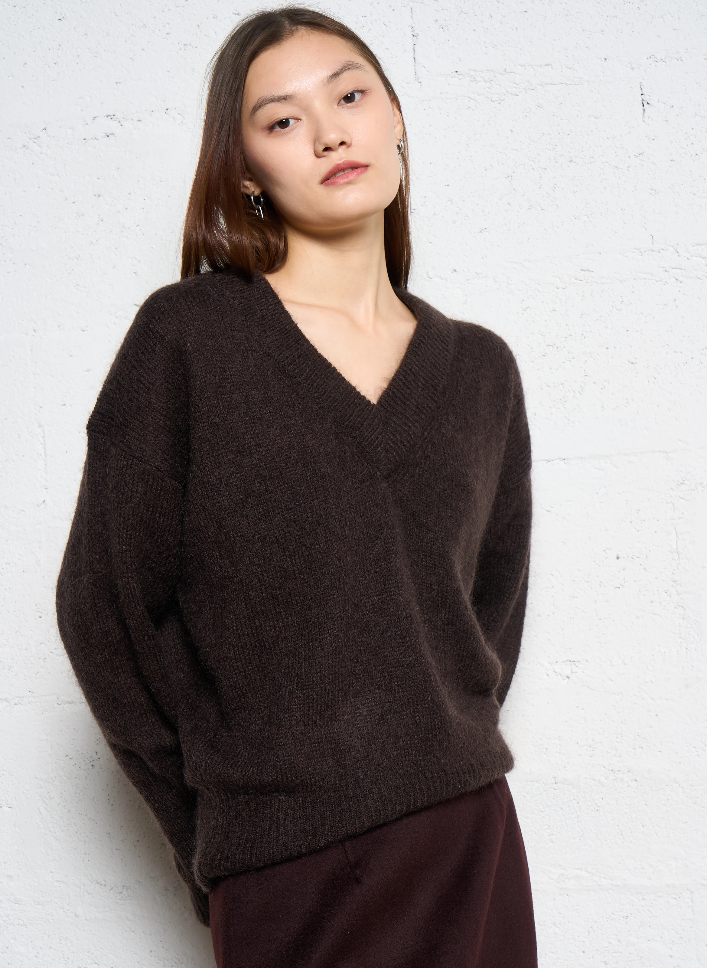 LORE - Pull ample col V en laine et soie | Marron