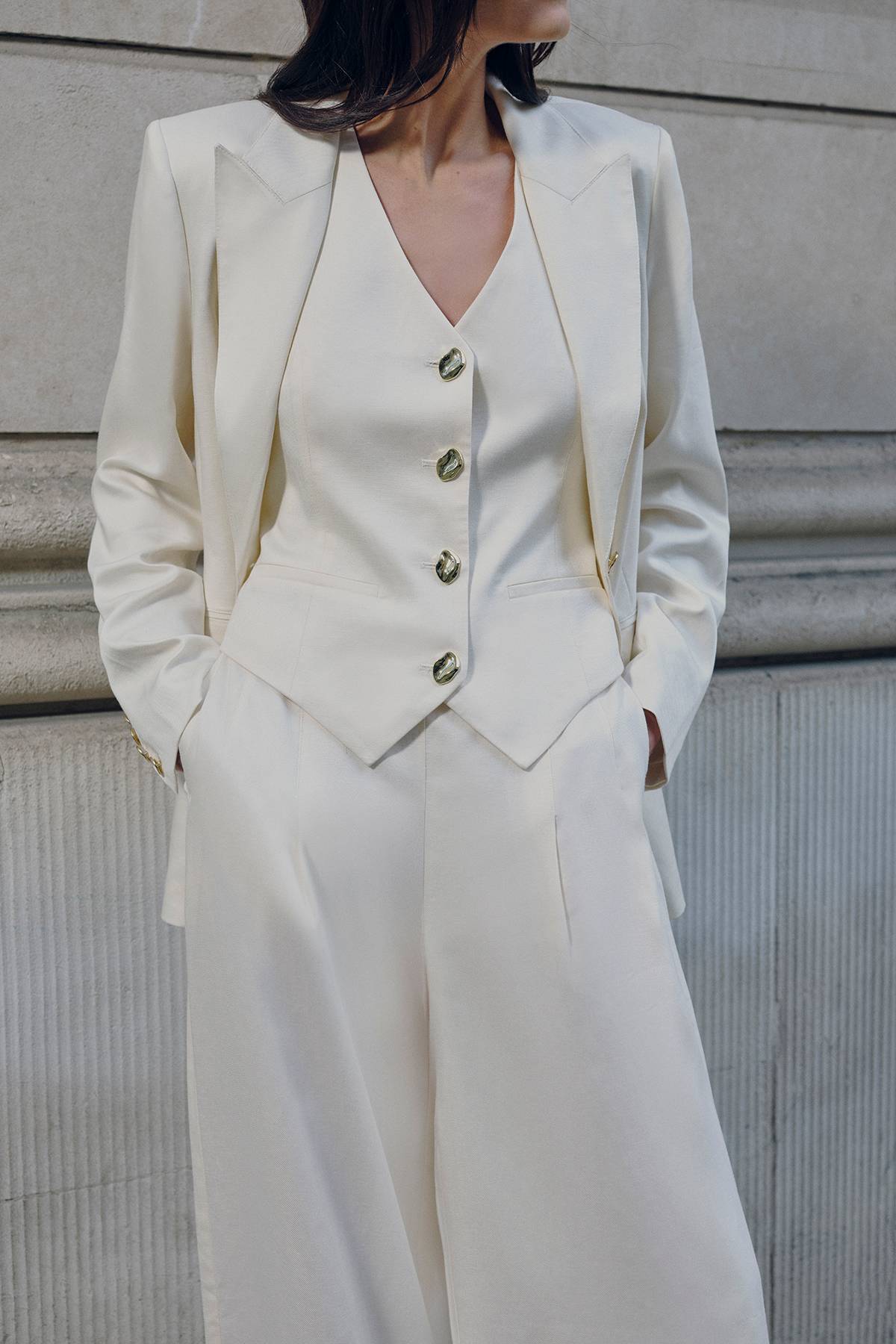 KarenMillen Gilet Ajusté en Lin avec Détail Dos Corset