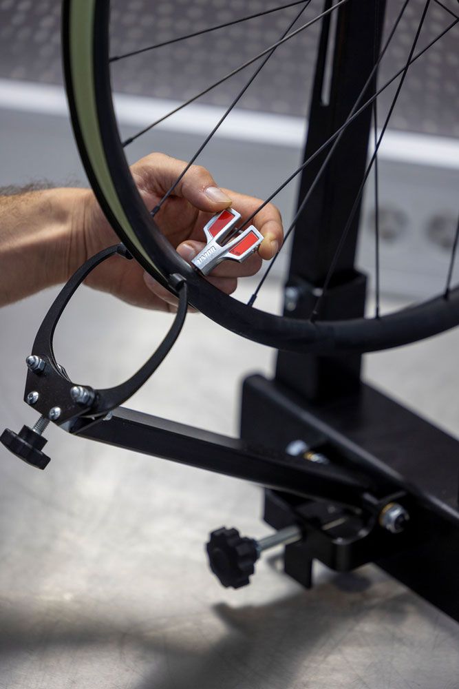 Unior Tools Profi Zentrierständer 1689 kaufen | Bike-Discount