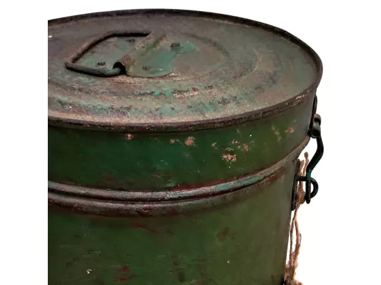 Bidon en metal vert 23x23x30h