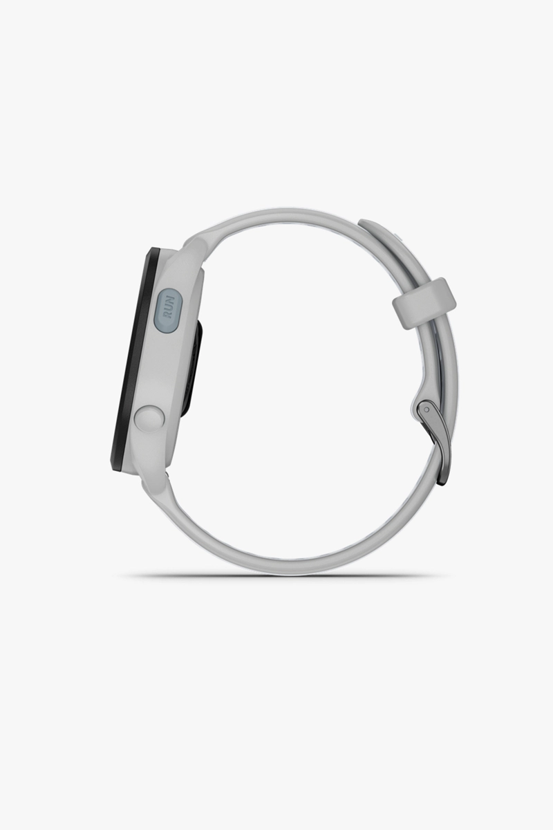 GARMIN Forerunner® 165 Music Sportuhr