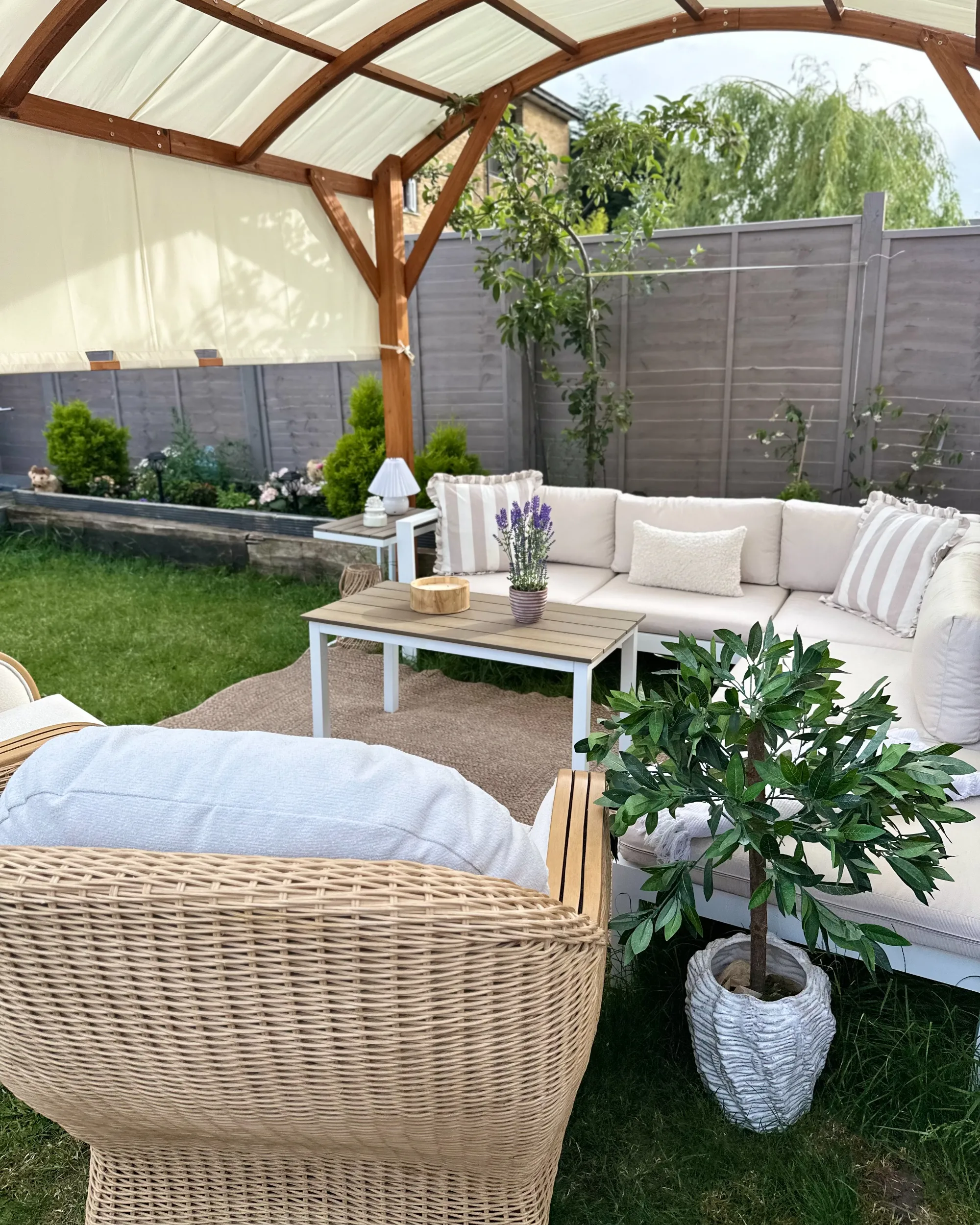 Tuin hoekloungeset met tafel 5-zits MESSINA linkszijdig Metaal Beige