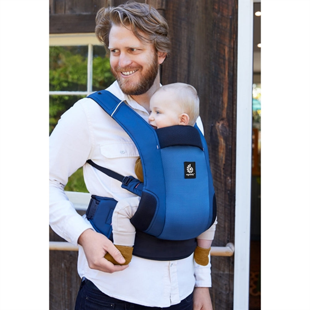 Away Bæresele Midnight Blue - Ergobaby