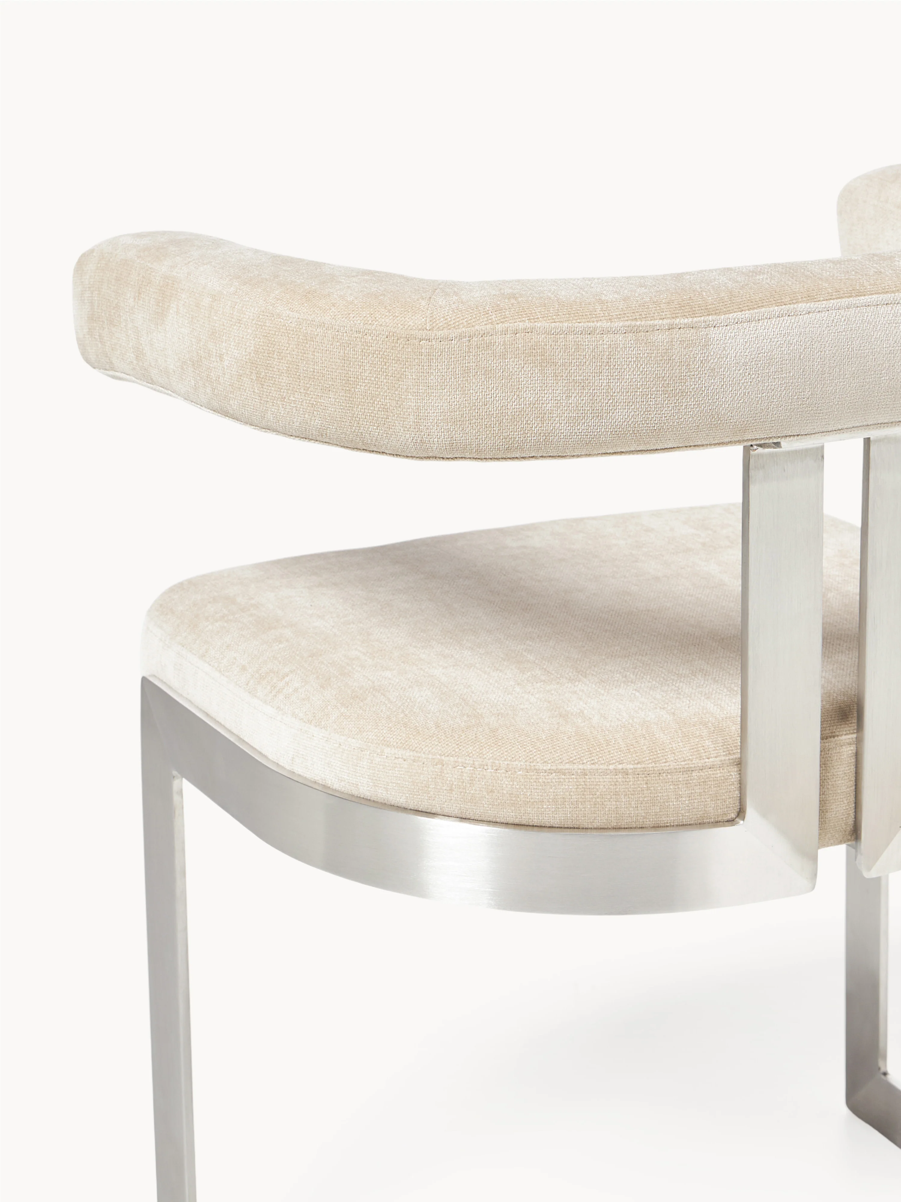 Armstoel Gianni in beige