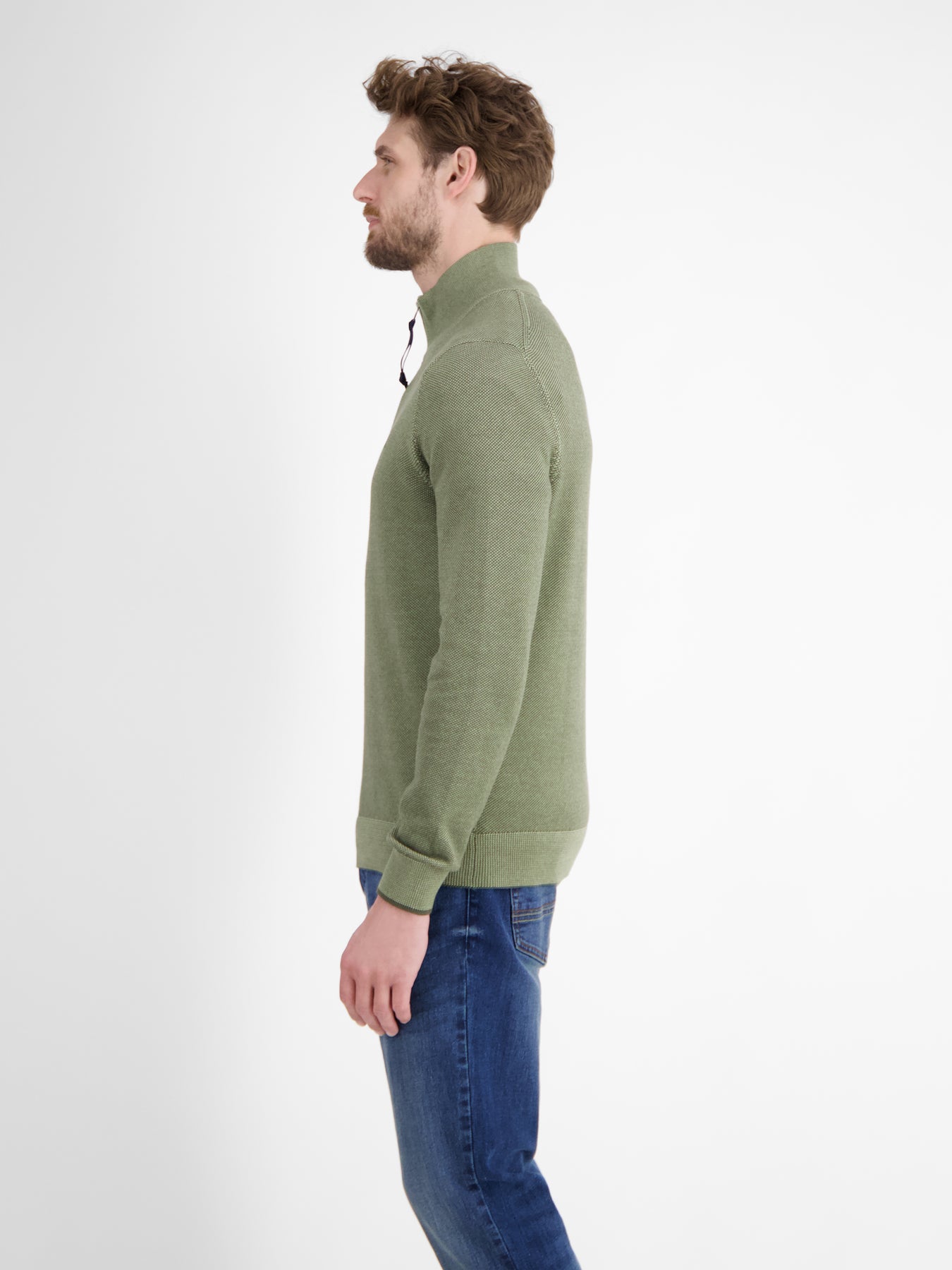 Herren Stricktroyer in lebendiger Optik