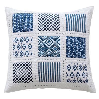Boutis patchwork de motifs bleus et blancs - BECQUET CRÉATION.