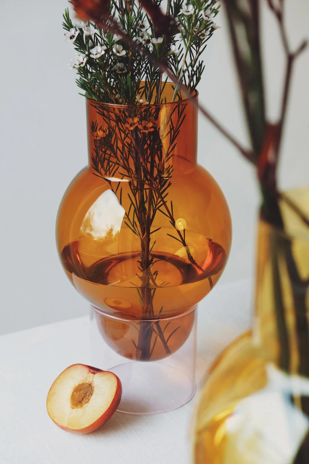 Studio About  Bubble Tube vase, Amber - H27 cm.