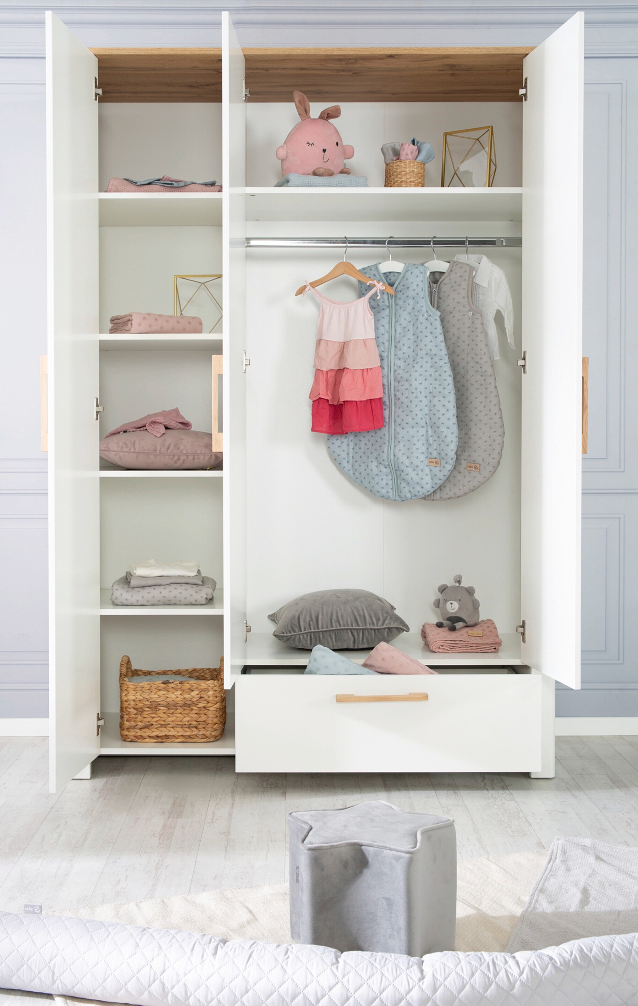 roba Kleiderschrank 3-türig Ava