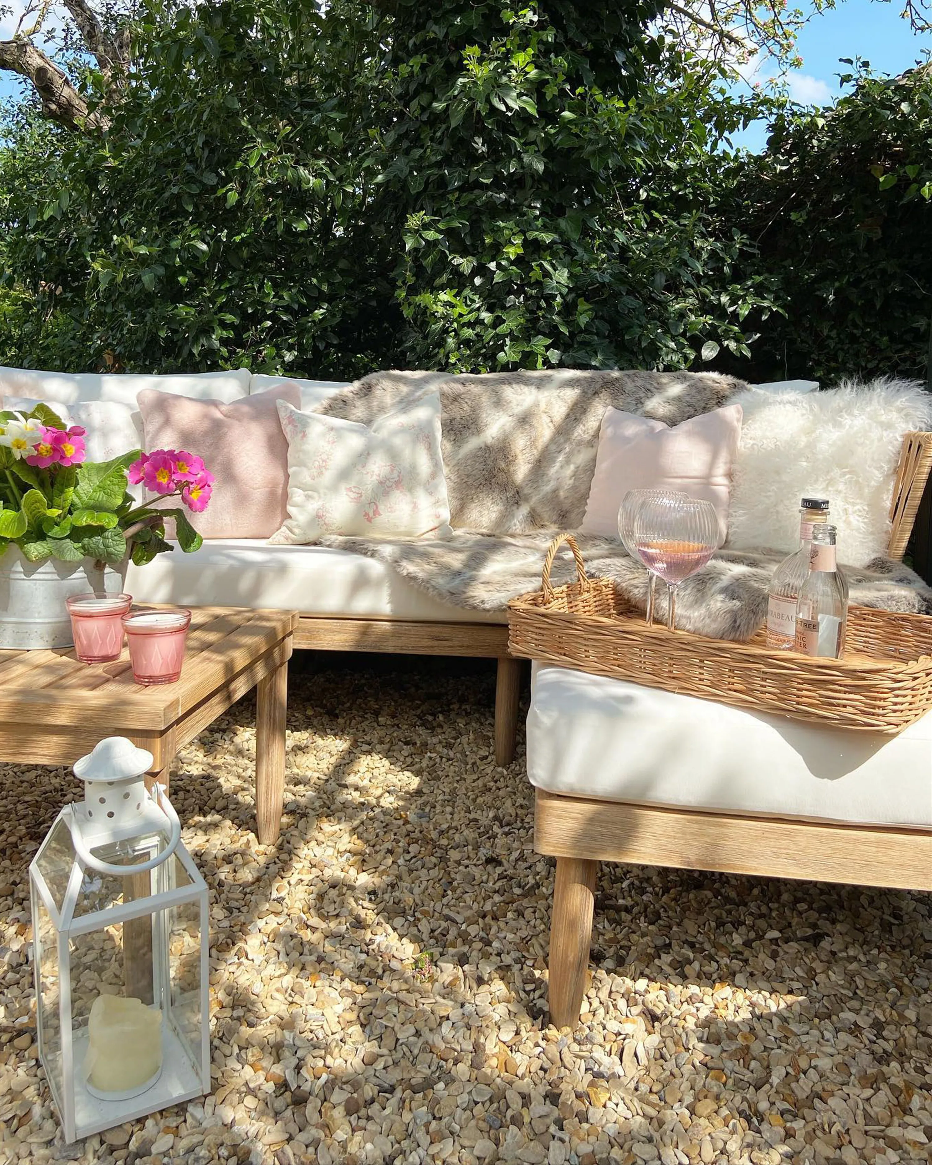 Loungeset met tafel 4-zits CREMONA linkszijdig Acaciahout Gebroken wit
