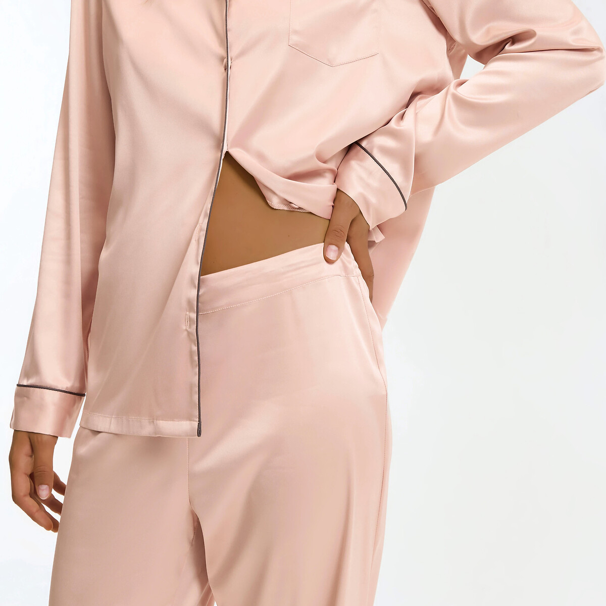 ANNE WEYBURN<br>Pijama de cetim, Signature