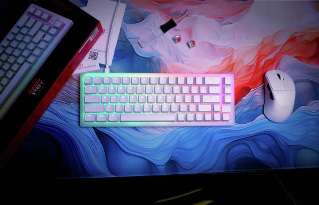 Cherry Xtrfy K5V2 gaming-keyboard (White)